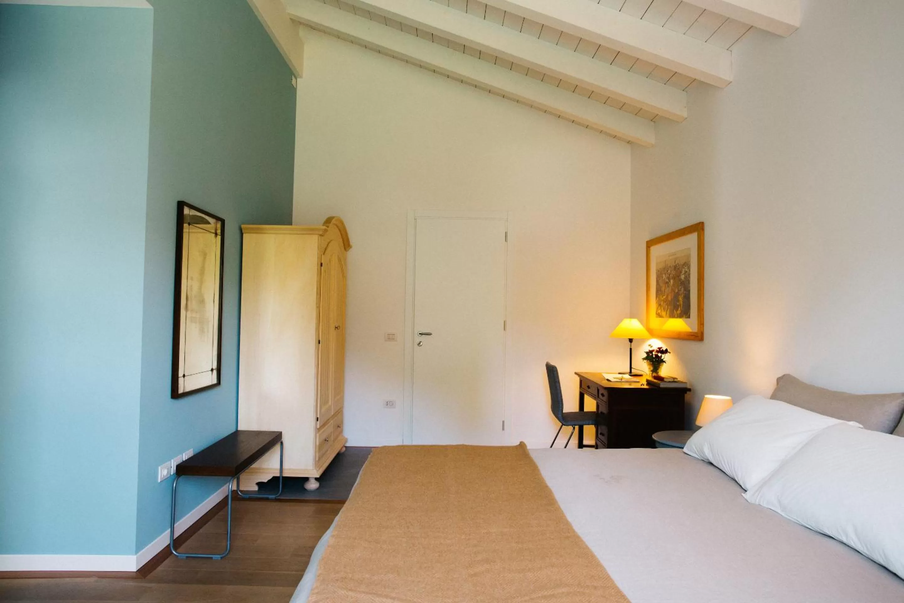 Photo of the whole room in SoloQui