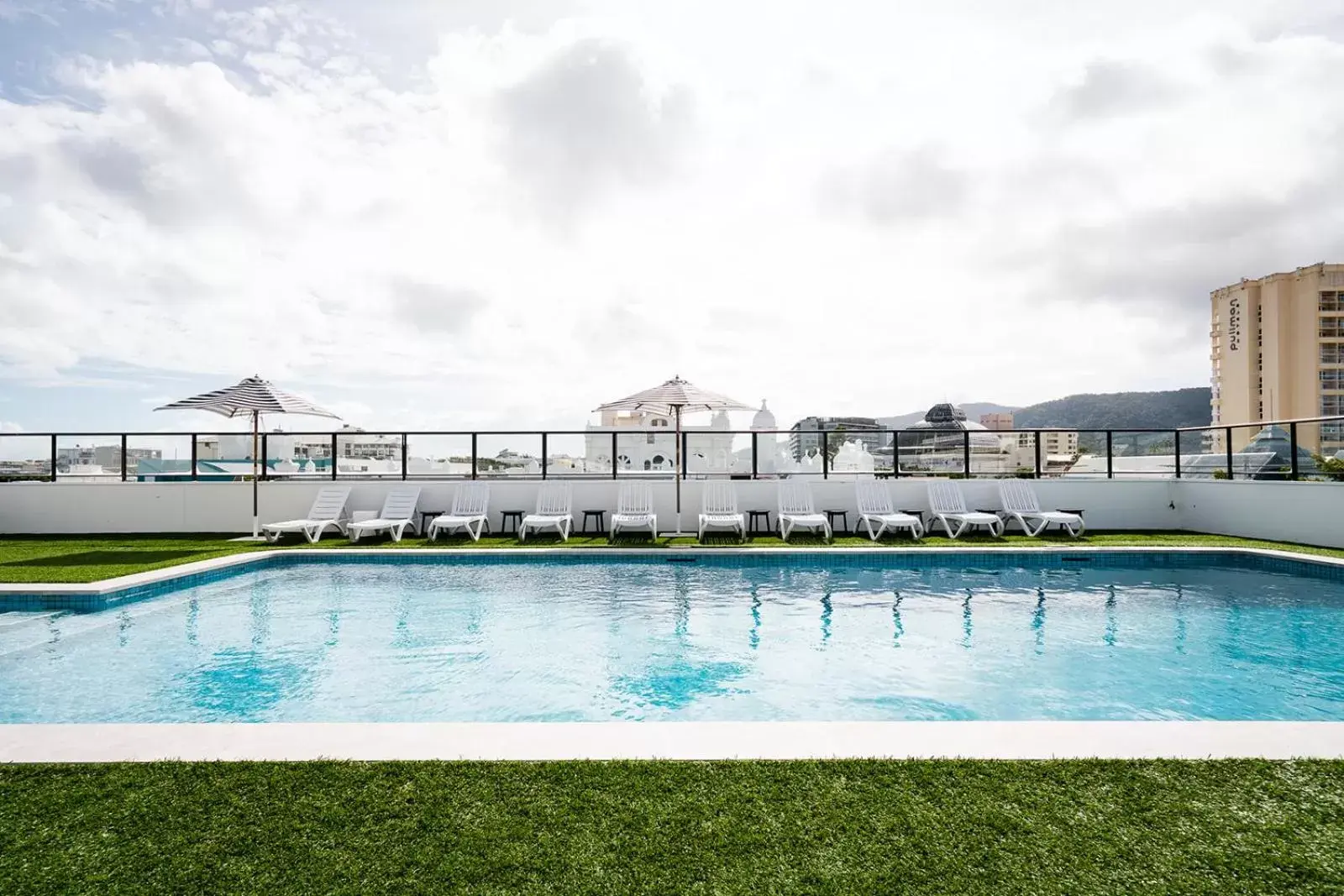 Mountain view, Swimming Pool in The Benson Hotel