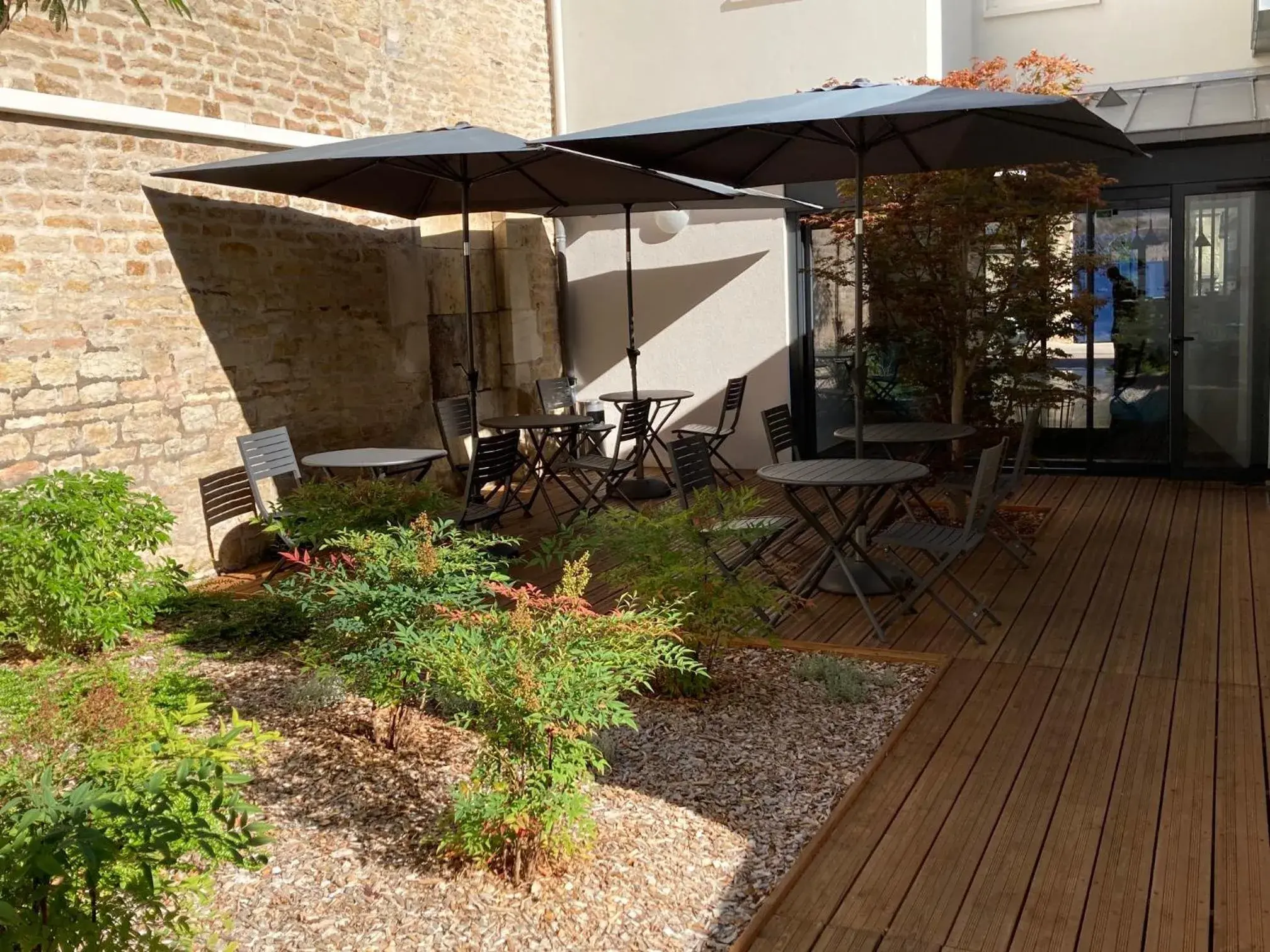 Patio in Hôtel des Halles