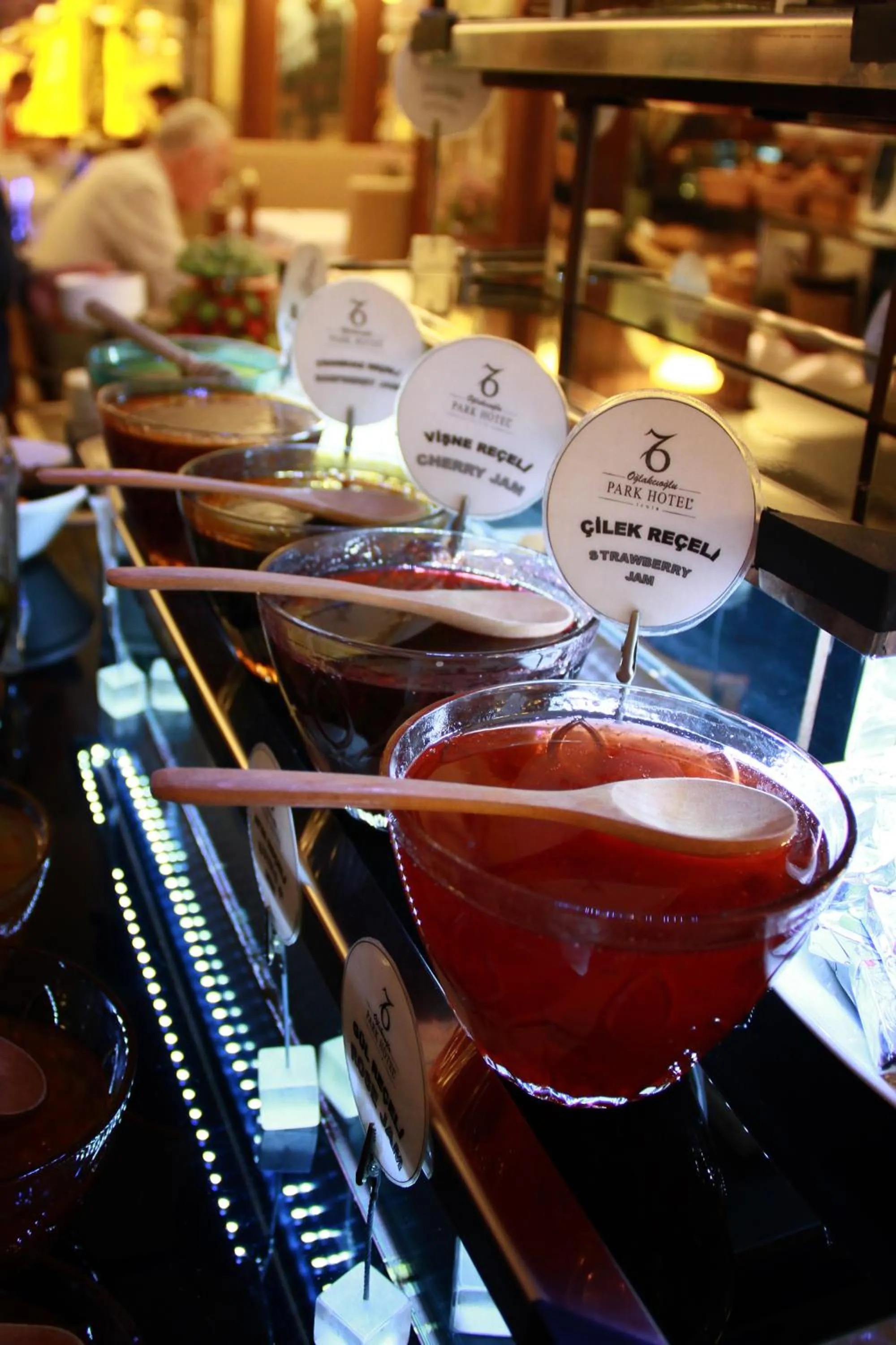 Restaurant/places to eat in Oğlakcıoğlu Park Otel