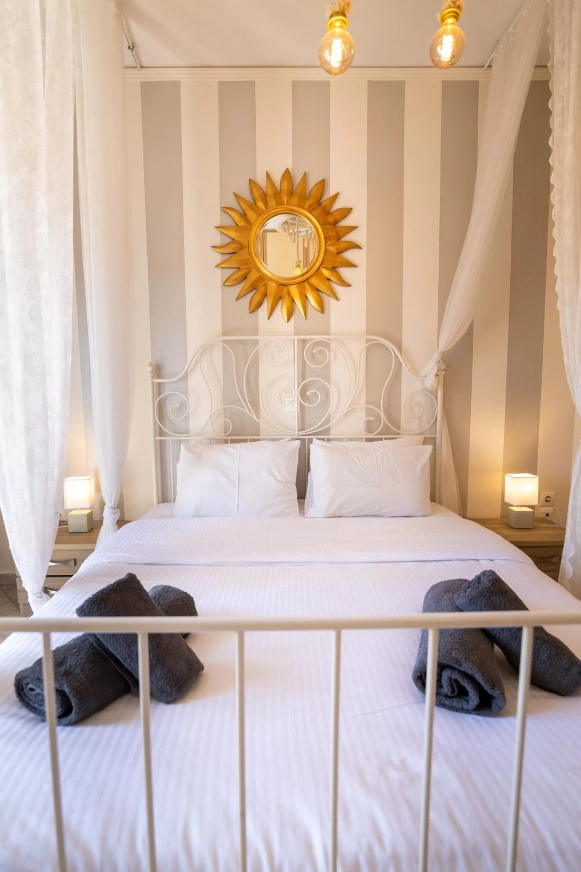 Bed in Votsalakia Hotel & Luxury Apartments