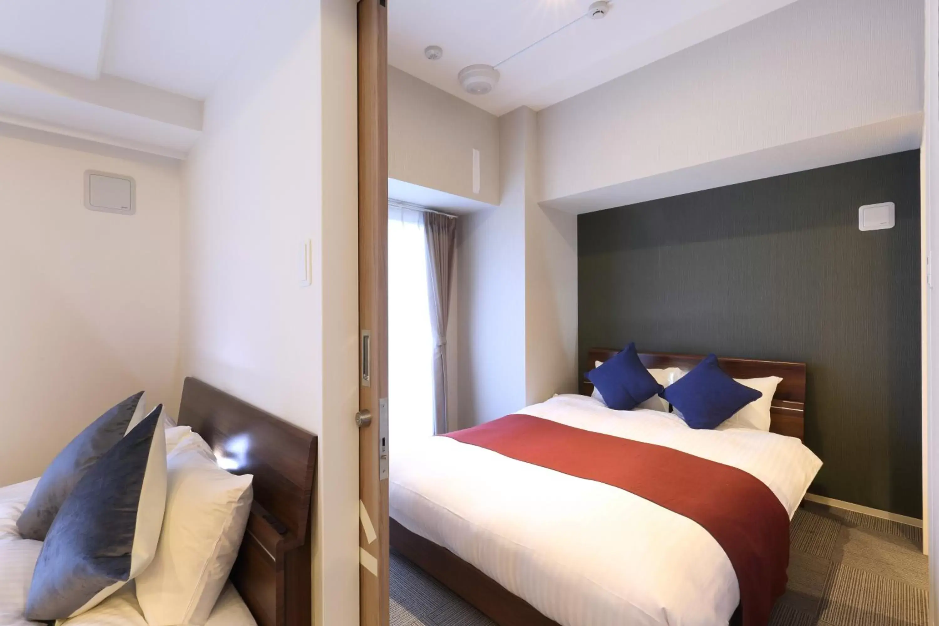 Photo of the whole room, Bed in Residence Hotel Hakata 19