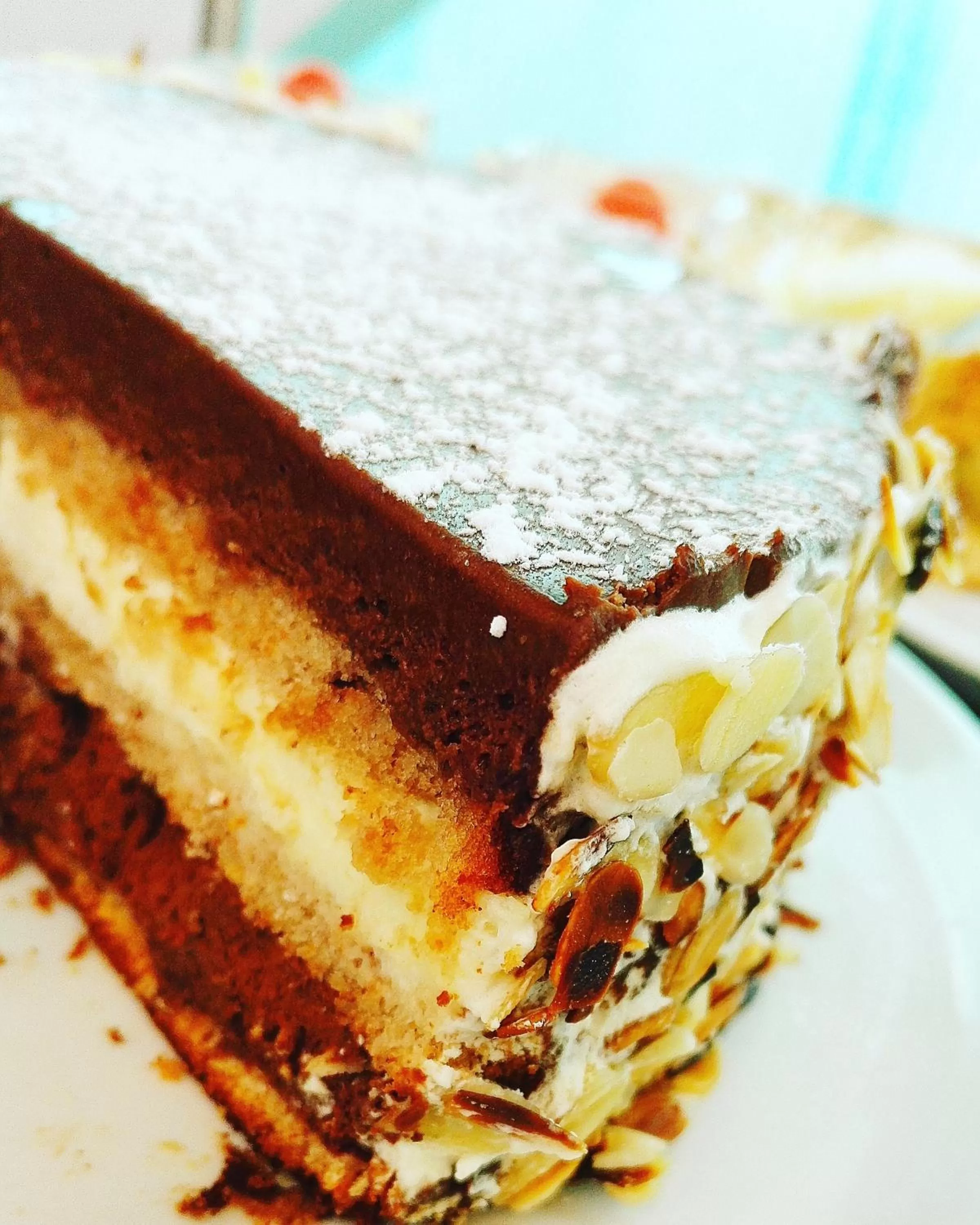 Restaurant/places to eat in Hotel Libera Caen Colombelles