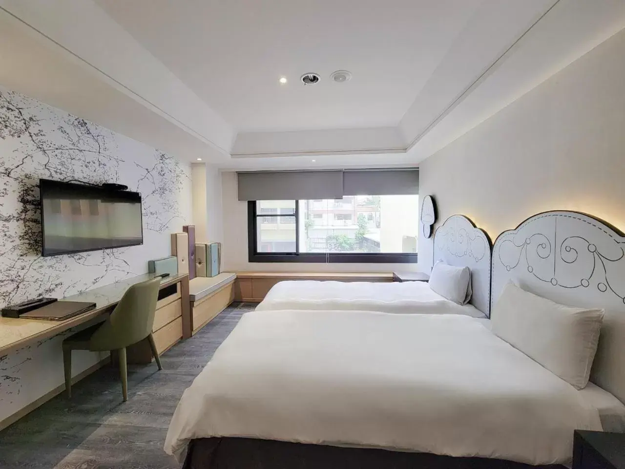 Photo of the whole room, Bed in CHECK inn Taichung Wenxin Zhongqing