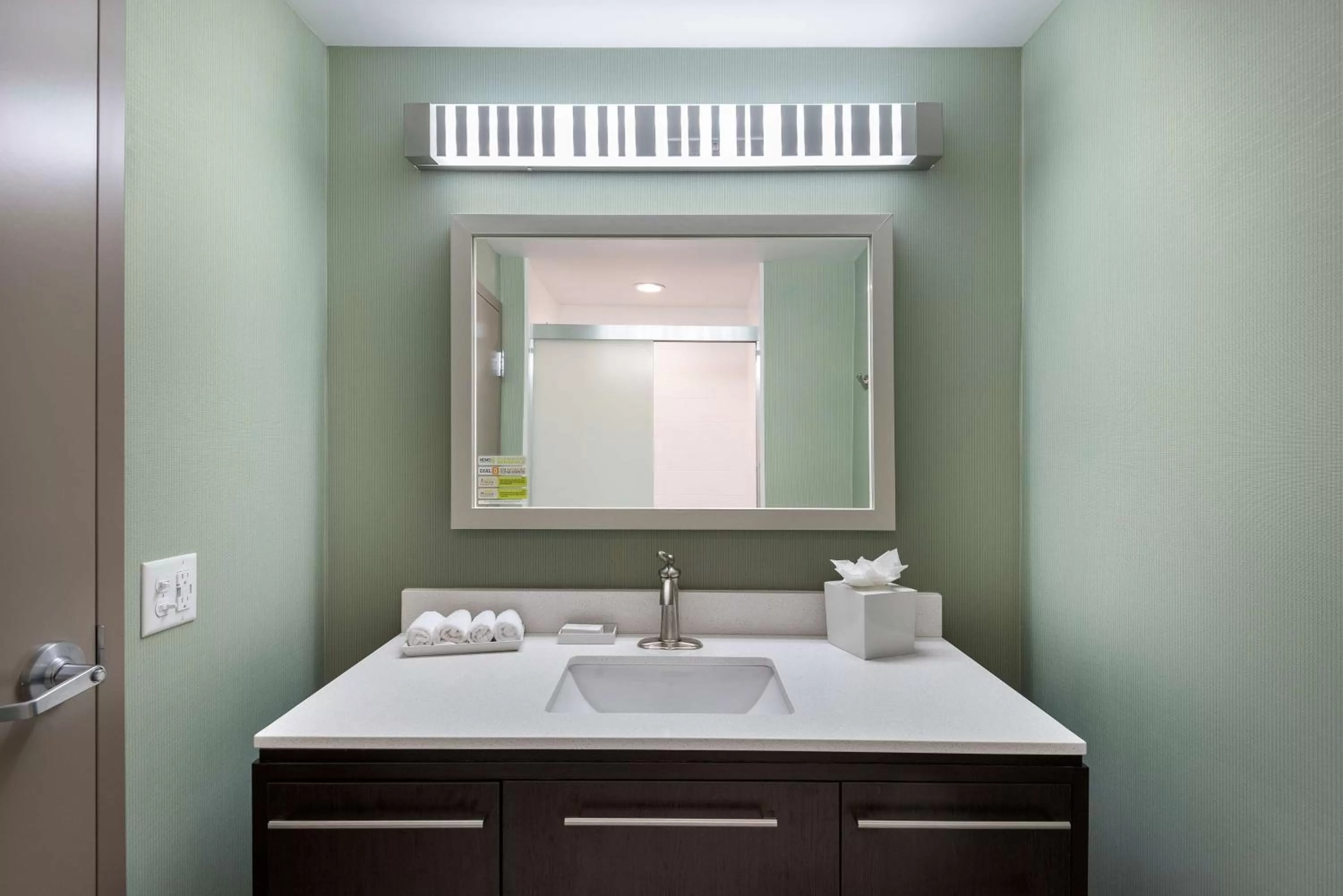 Bathroom in Home2 Suites by Hilton Charlotte University Research Park