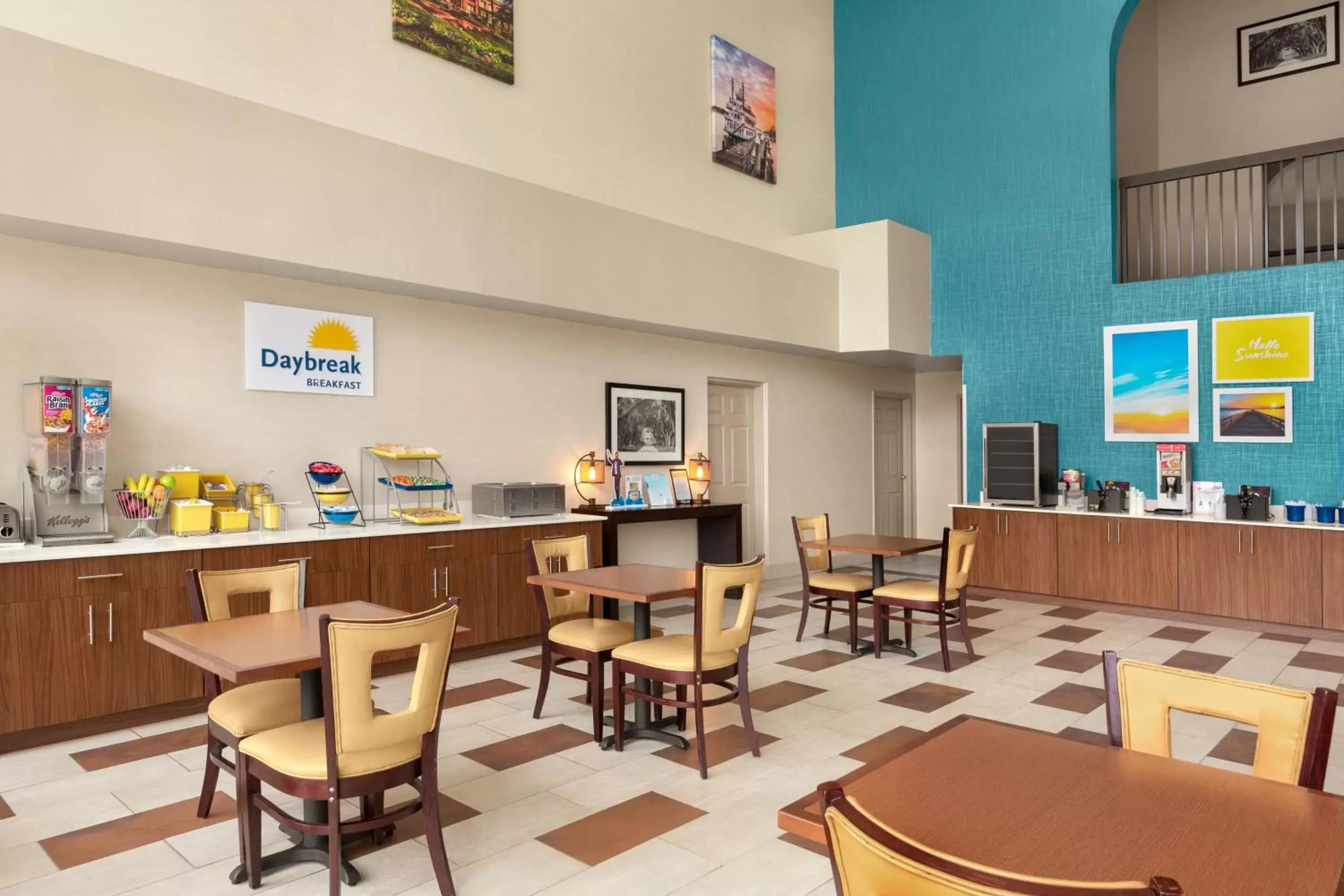 Continental breakfast, Restaurant/Places to Eat in Days Inn & Suites by Wyndham Savannah Midtown