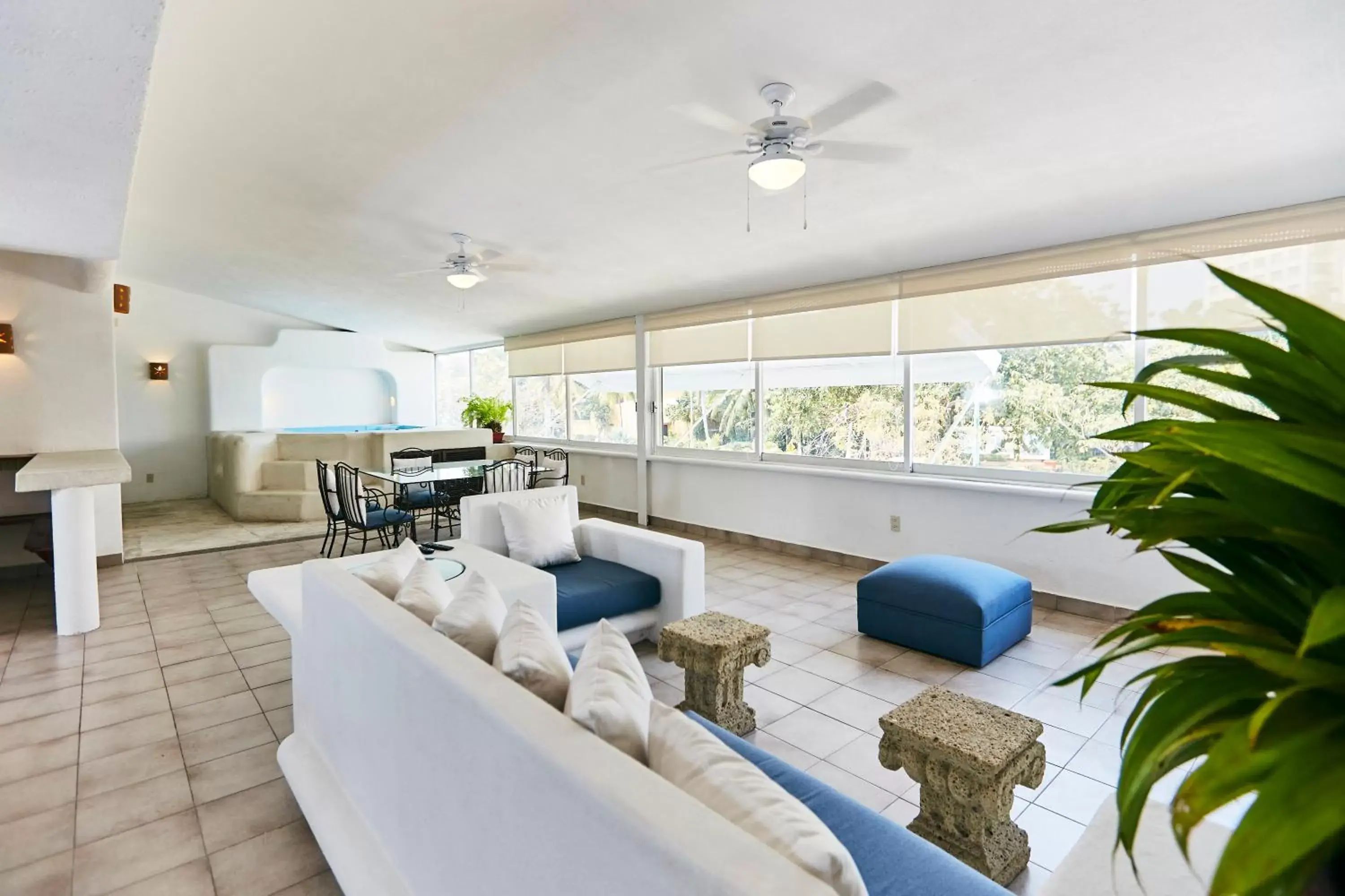 Living room, Seating Area in Hotel Suites Ixtapa Plaza