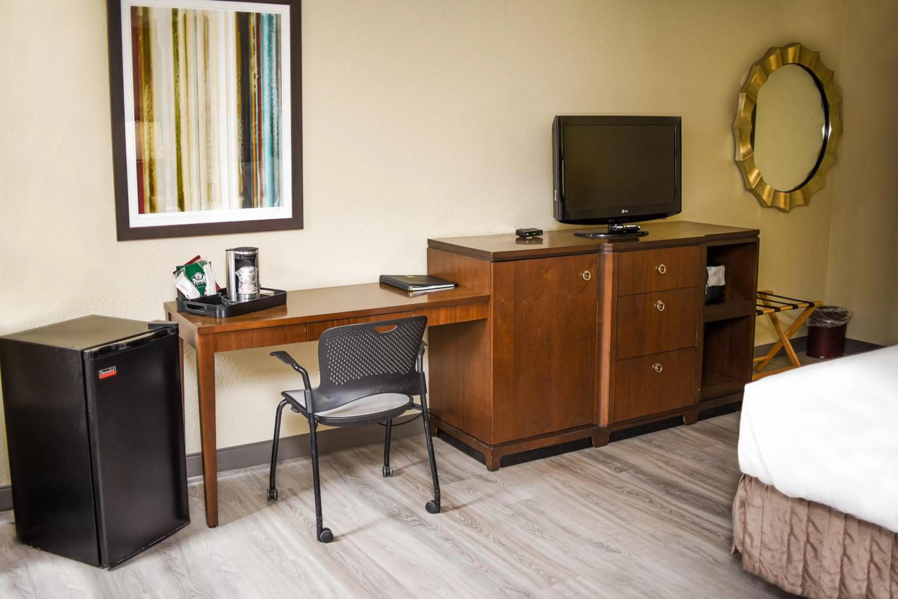 Communal lounge/ TV room in Par 5 Resort