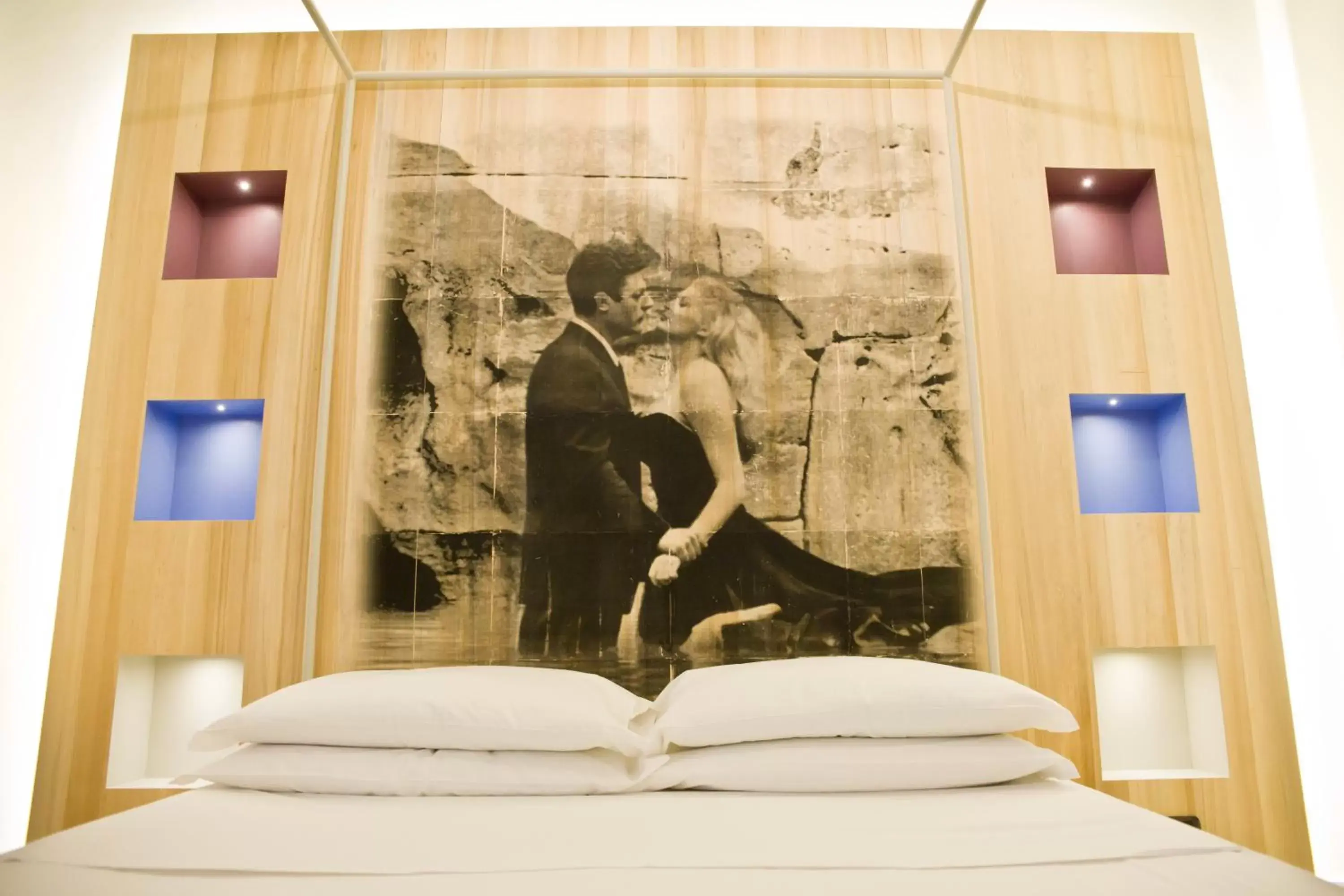 Bed in Hotel Corallo Rimini