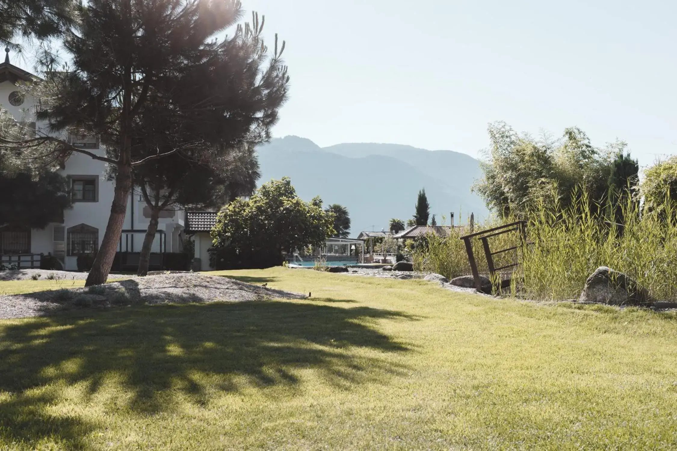 Garden in Hotel Tiefenbrunn Gardensuites & Breakfast