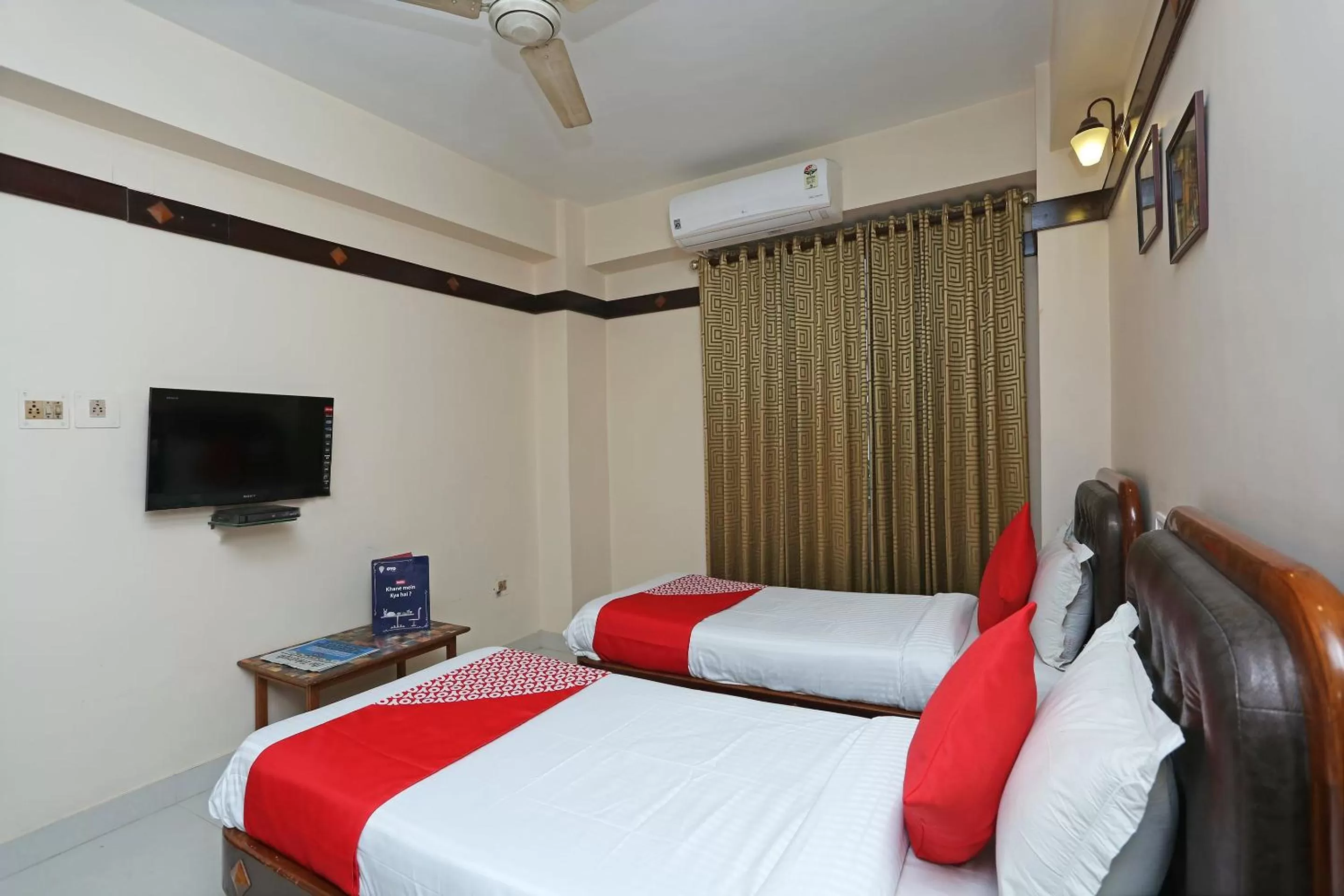 Bed in Hotel Amrit Regency