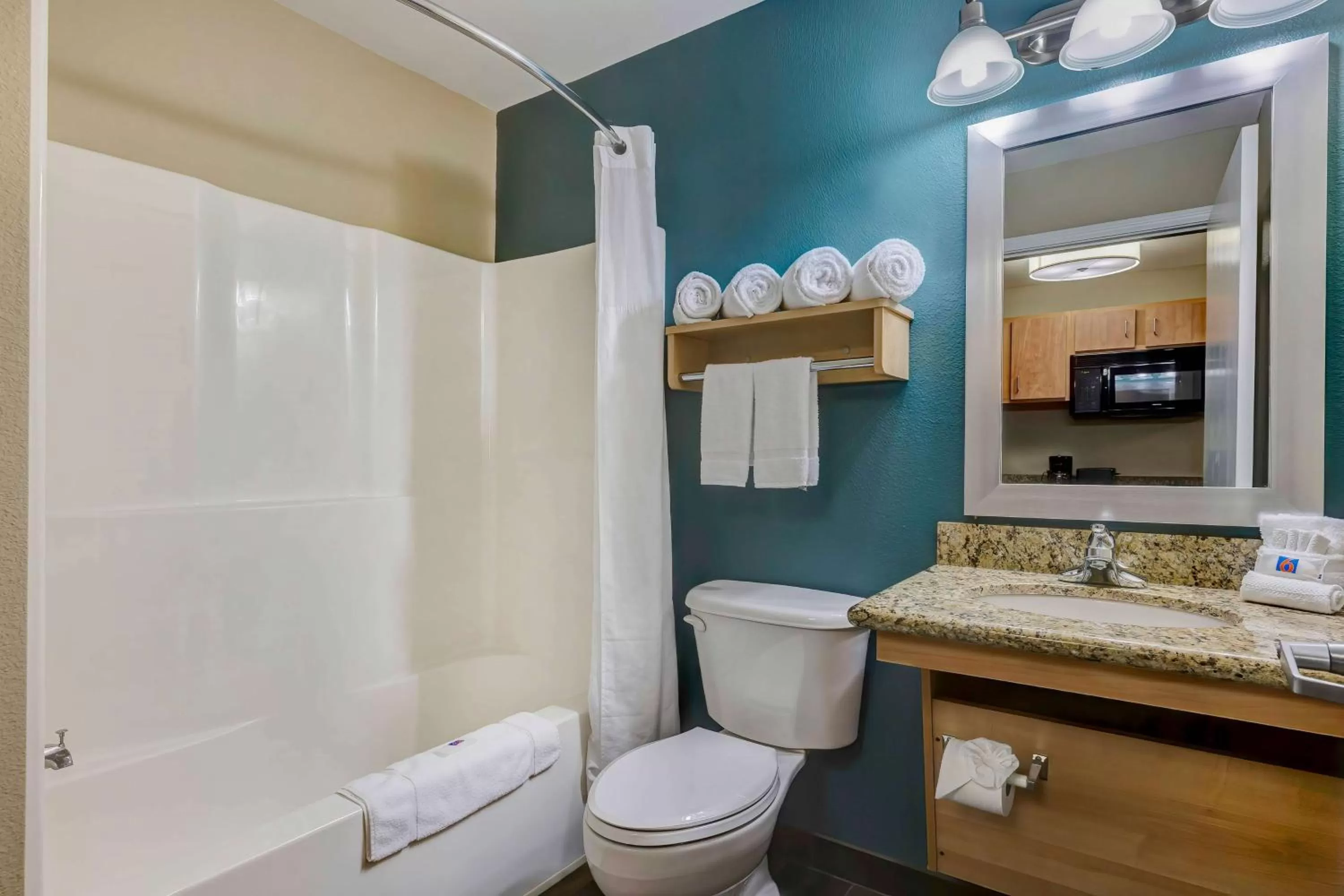 Bedroom in Studio 6 Lenexa - Overland Park