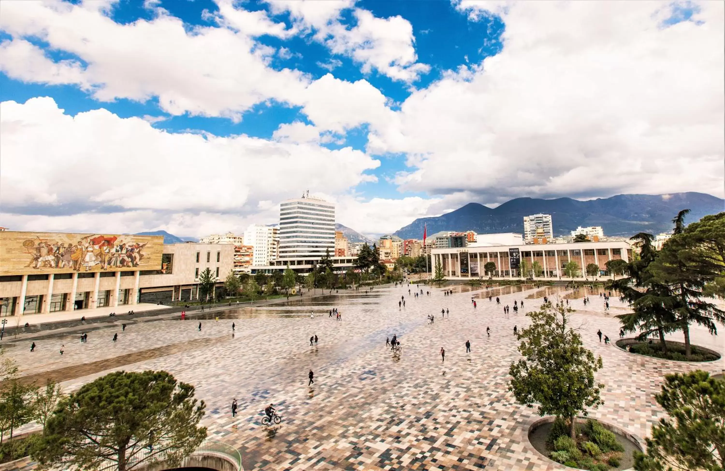 Neighbourhood in Tirana International Hotel & Conference Center