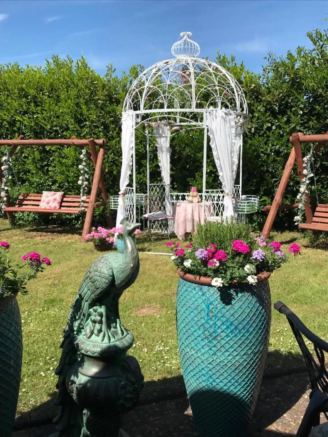 Garden in The Little Britain Inn Themed Hotel One of a Kind In Europe