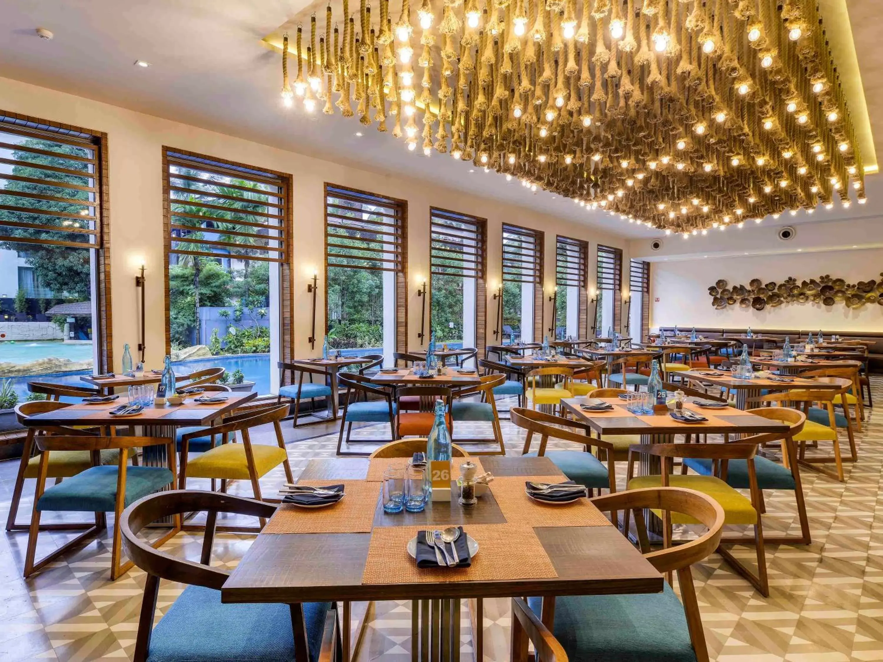 Restaurant/Places to Eat in Novotel Goa Candolim