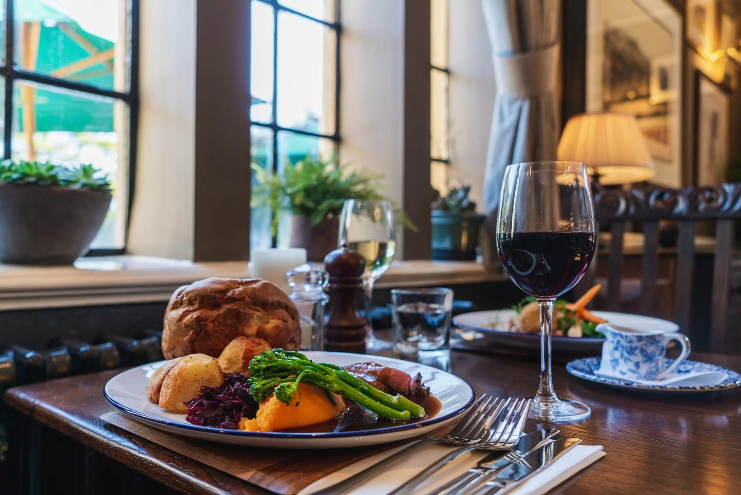 Lunch in The Highdown – Brunning and Price