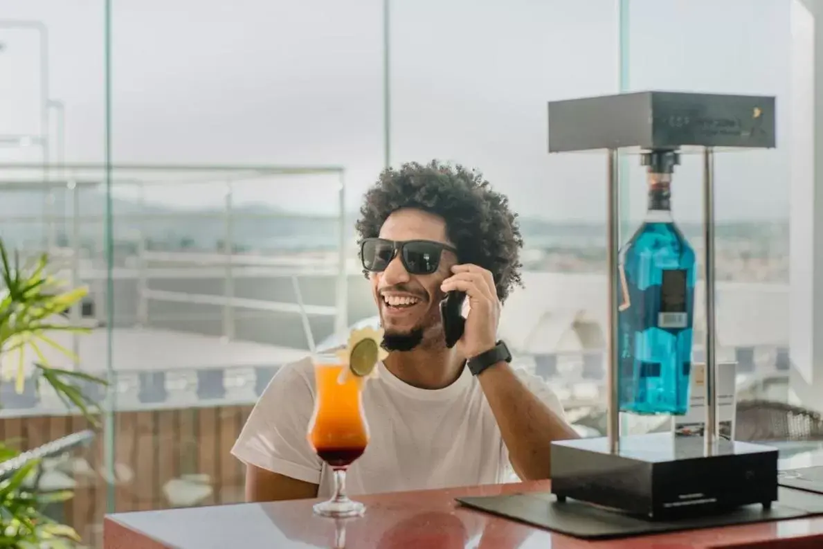 Lounge or bar in Paradiso Corporate Lounge or bar in Paradiso Corporate