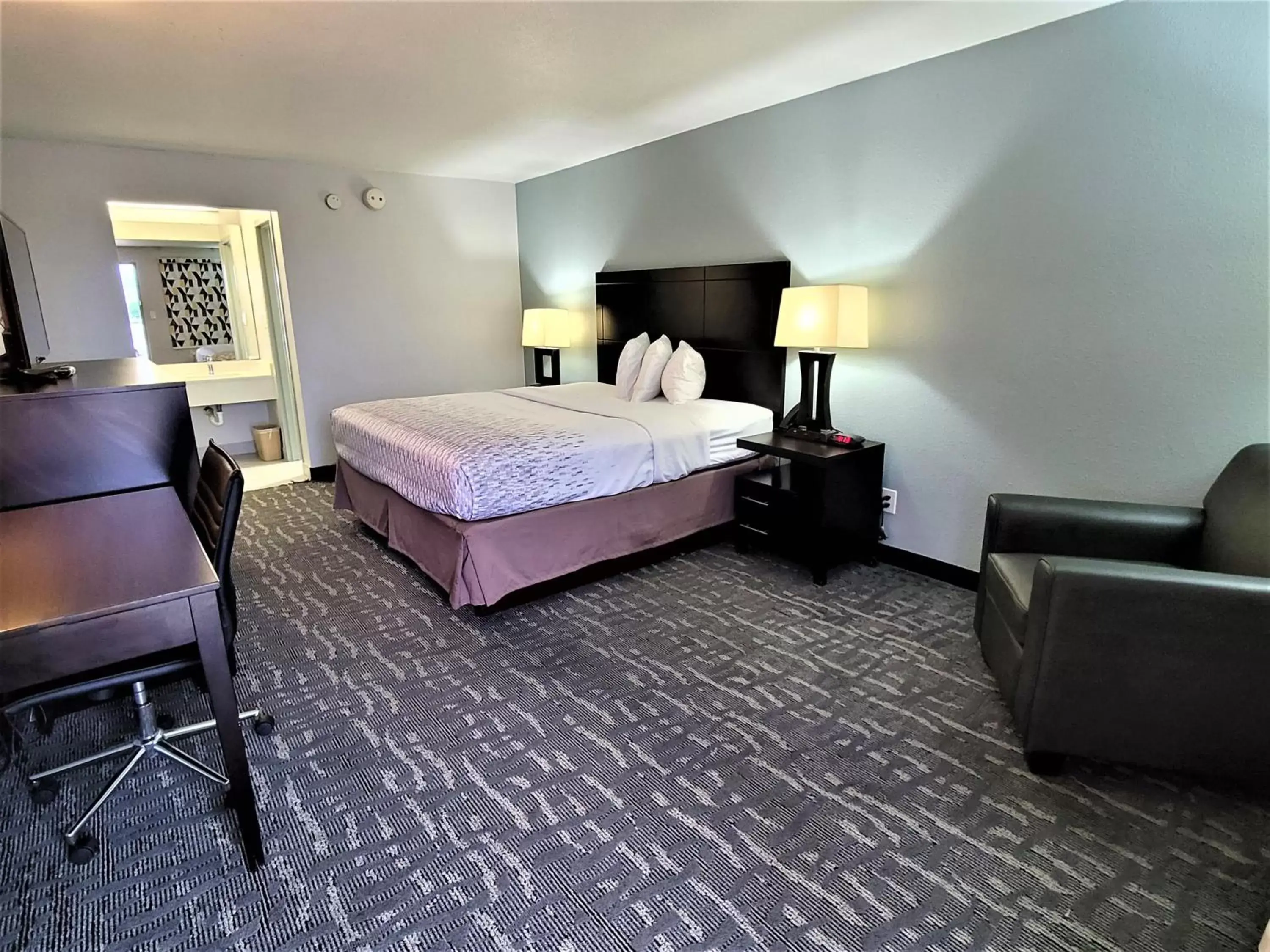 Bed in Inn Of Rockwall Bed in Inn Of Rockwall