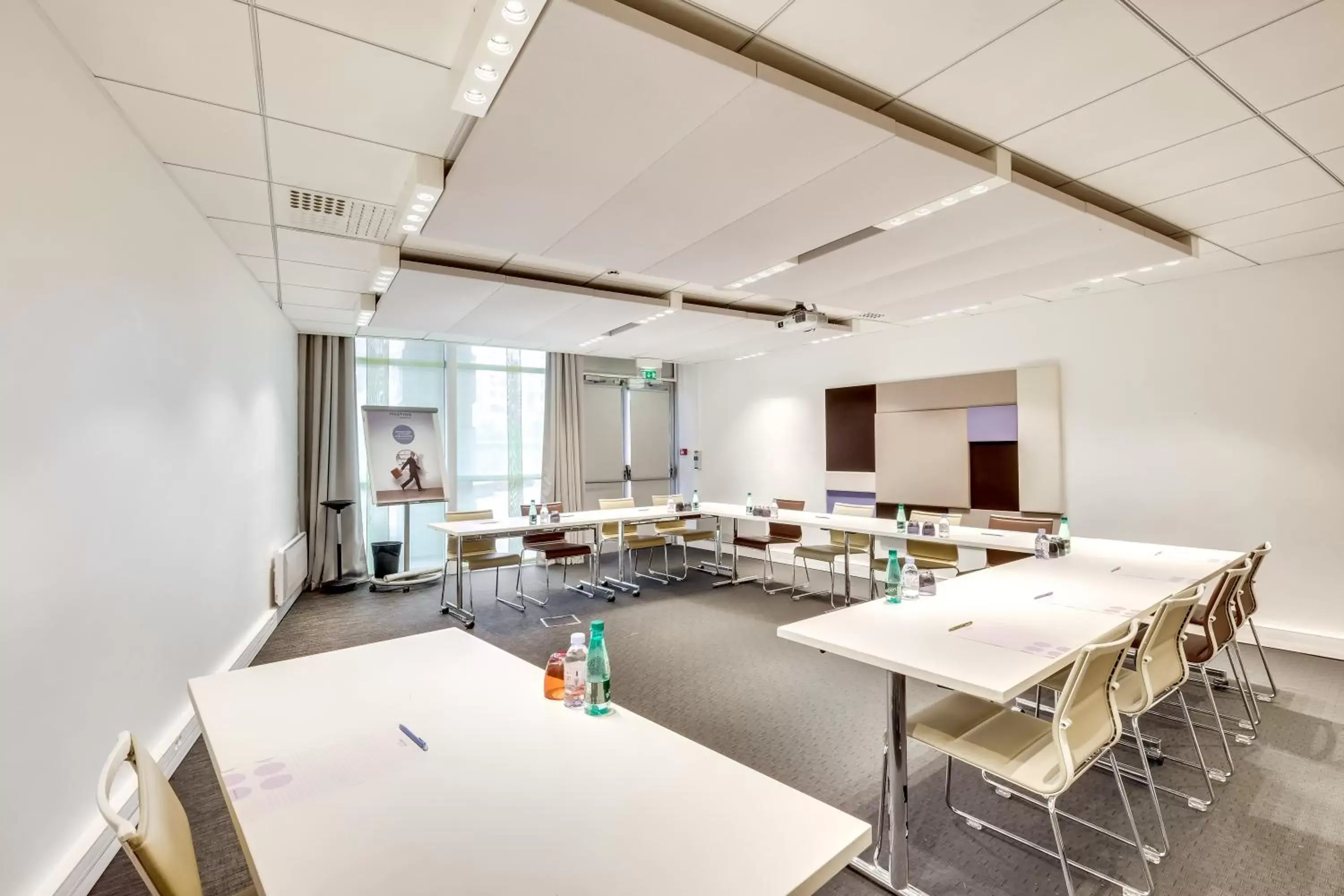 Business facilities, Business Area/Conference Room in Novotel Paris Charenton le Pont