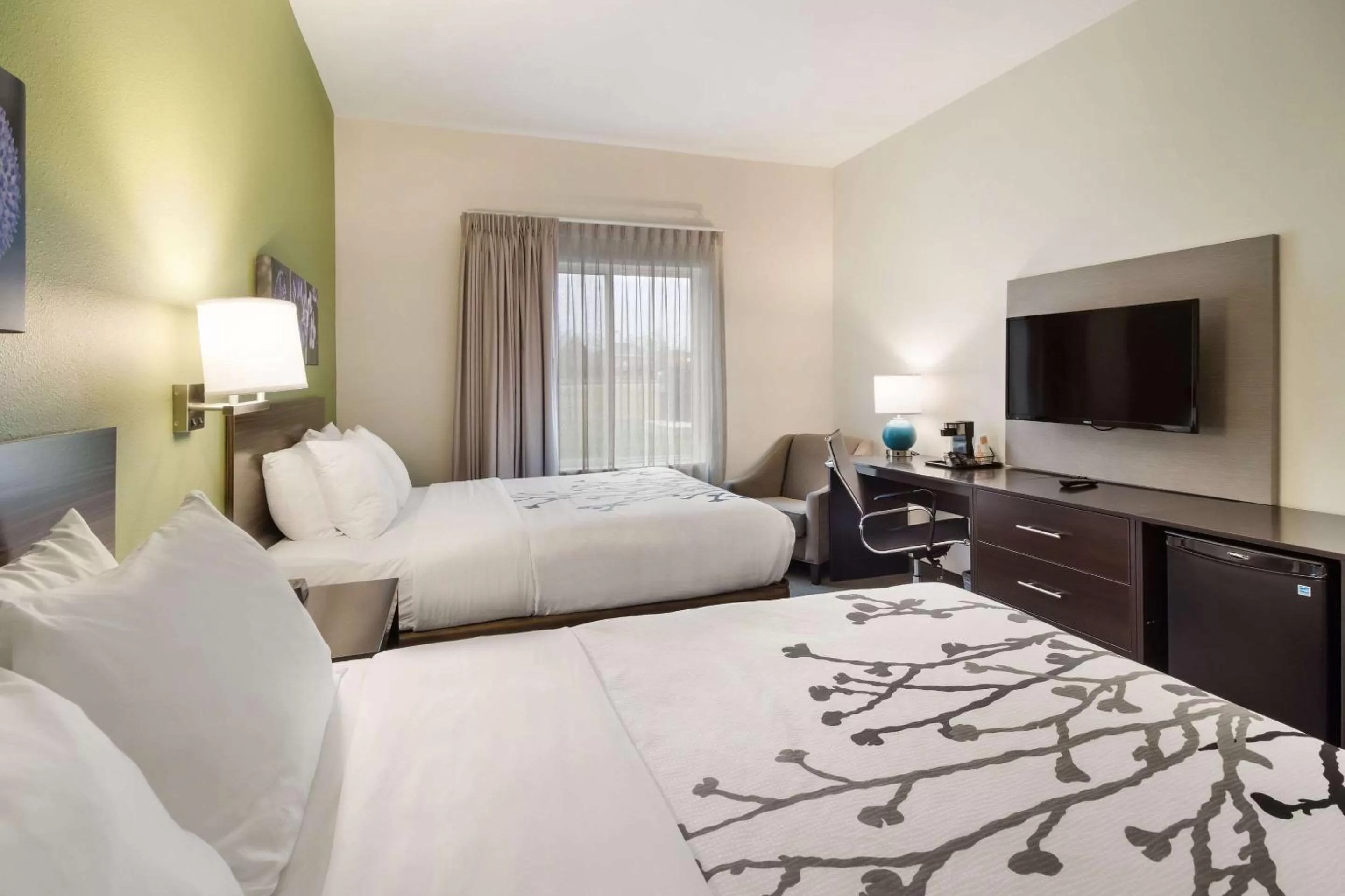 Photo of the whole room, Bed in Sleep Inn