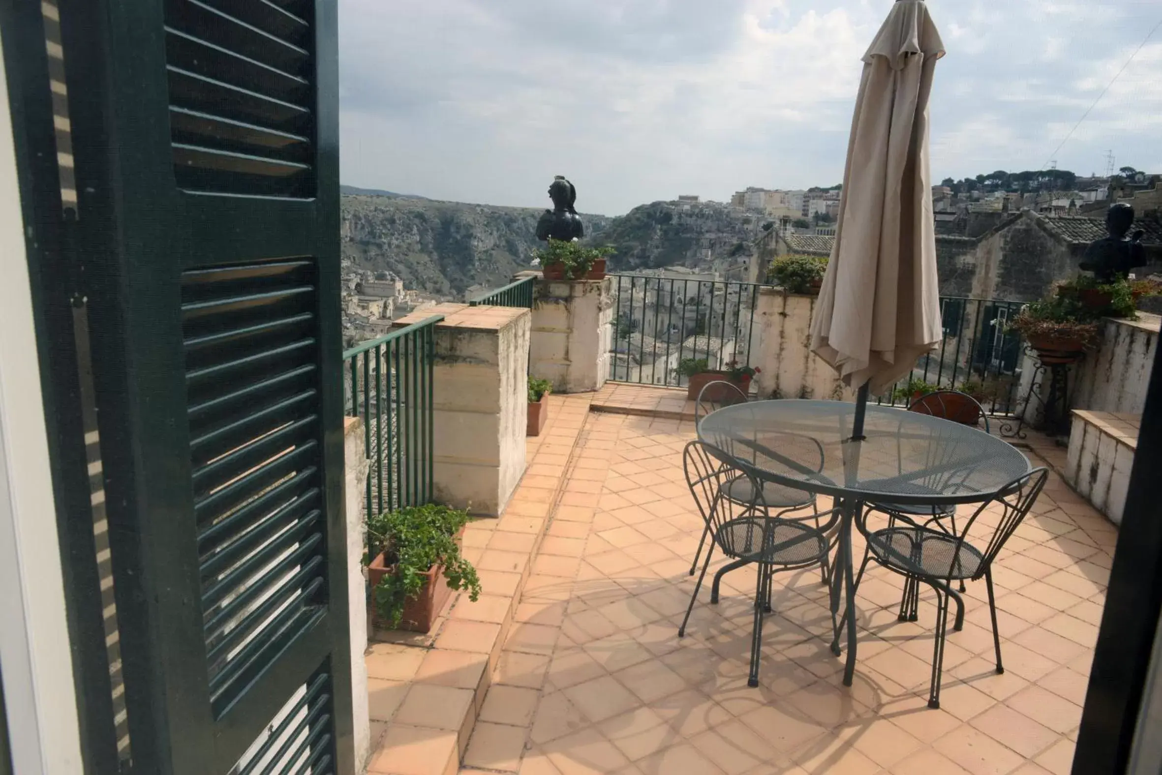 Day, Balcony/Terrace in Albergo Italia
