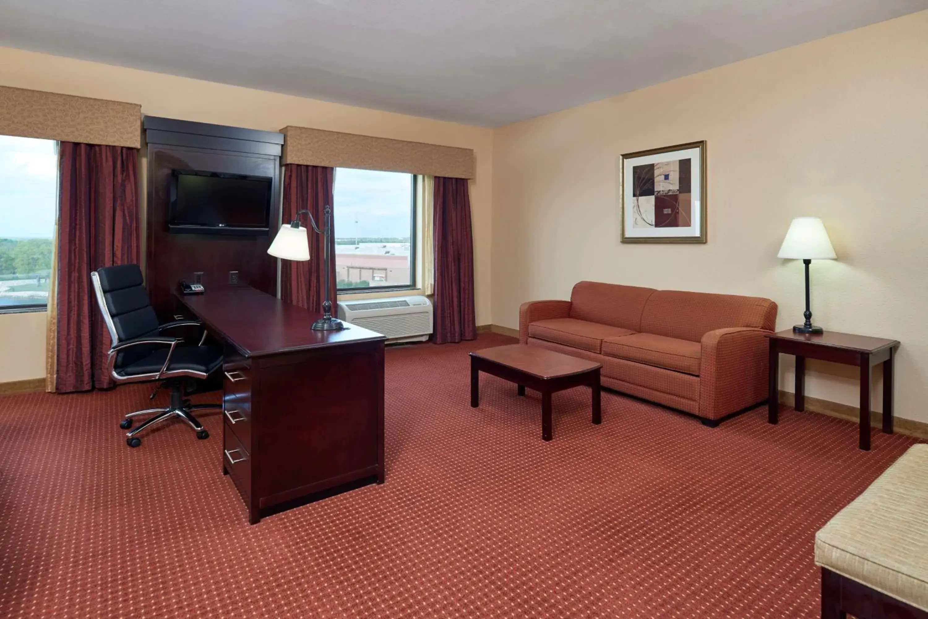 Bedroom, Seating Area in Hampton Inn & Suites Austin South Buda