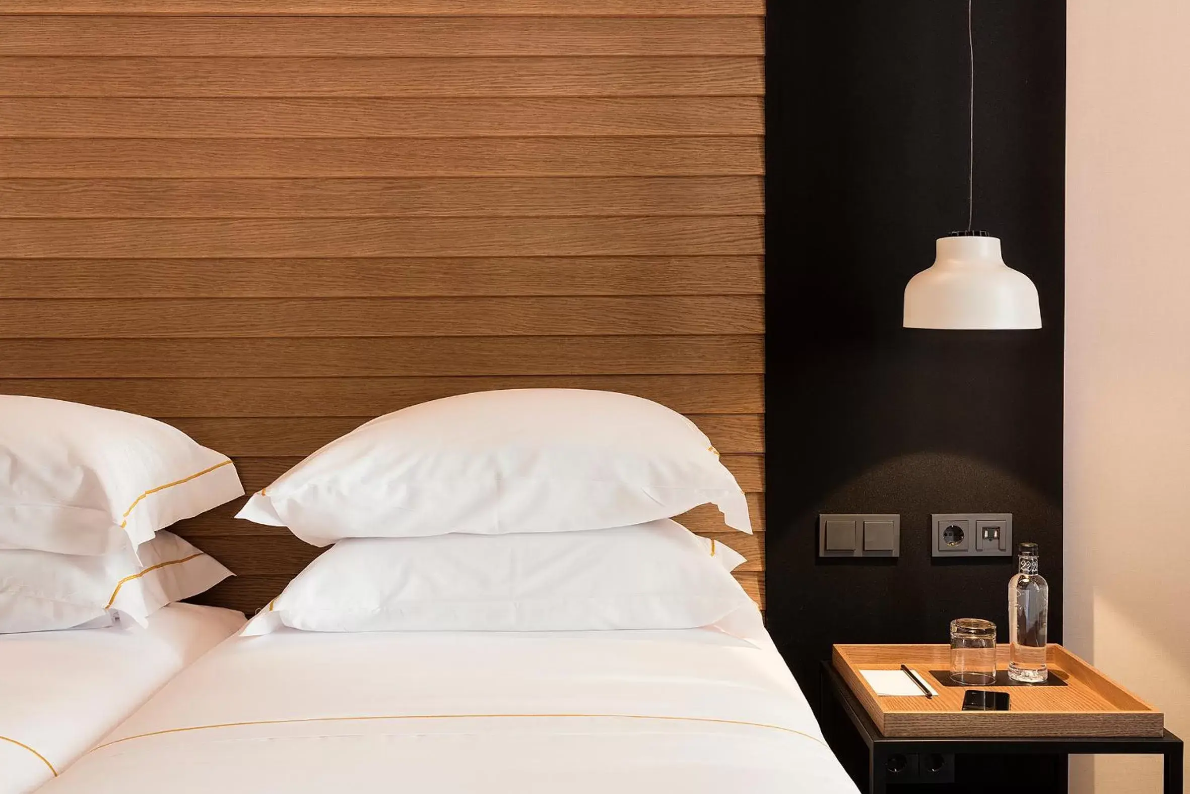 Bed in Casa Elliot by Bondia Hotel Group