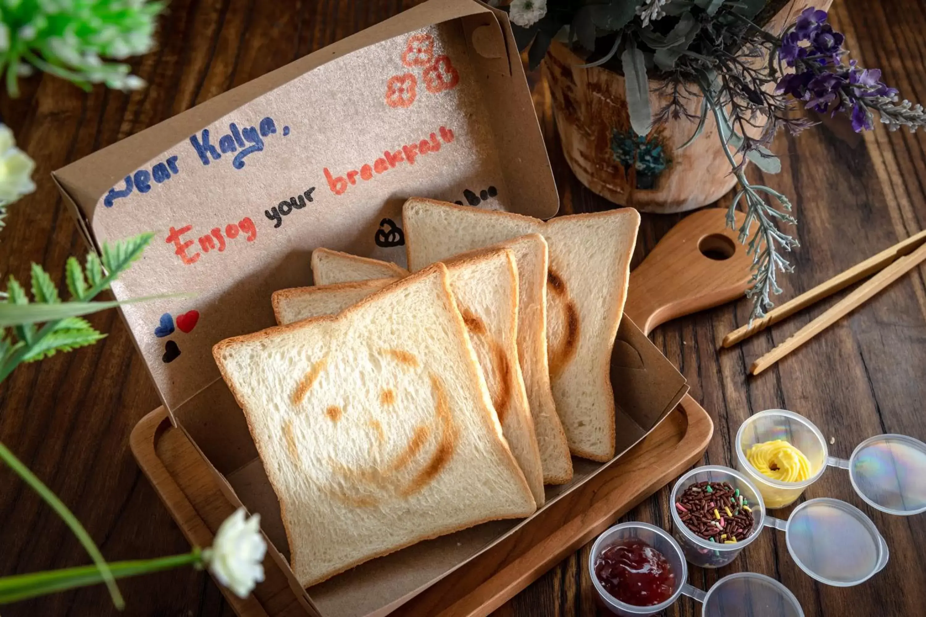 Breakfast in Yellow Bee Tangerang Breakfast in Yellow Bee Tangerang