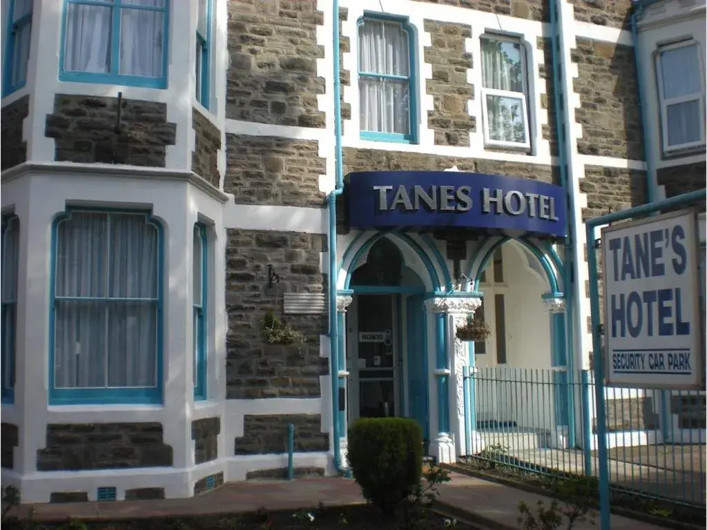 Property building in Tanes Hotel