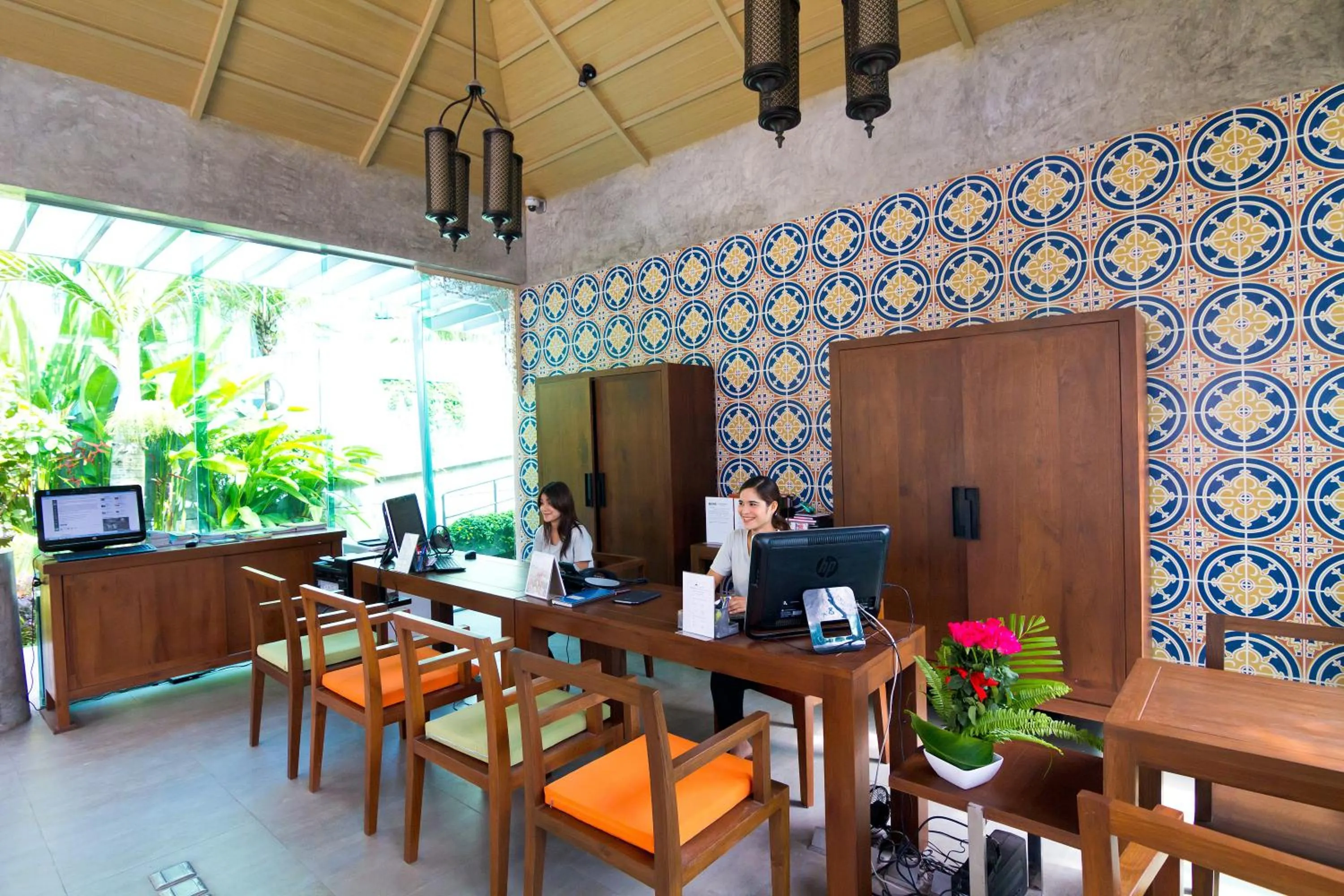 Lobby or reception in Ramaburin Resort Patong - SHA Extra Plus
