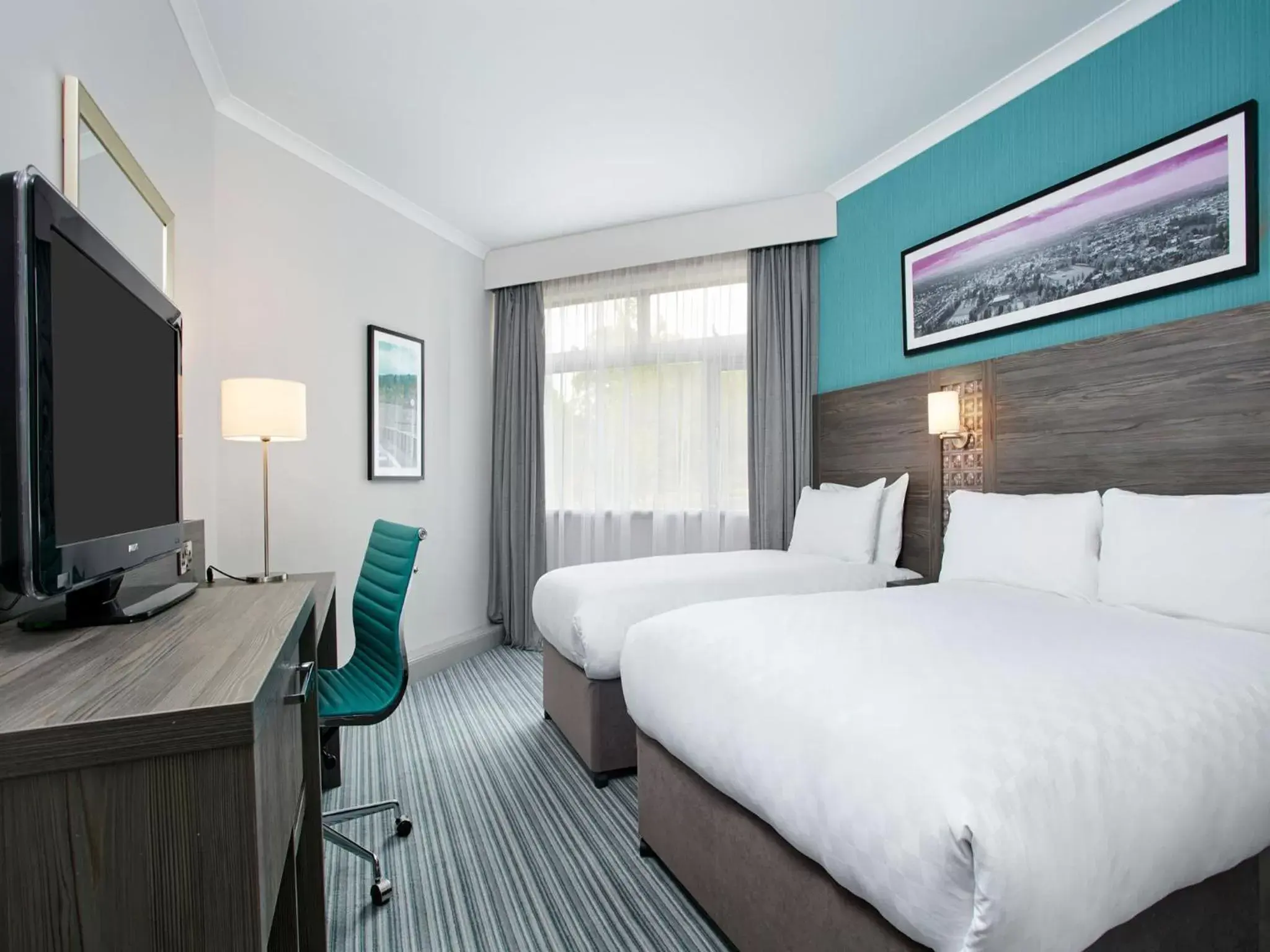 Bedroom, Room Photo in Leonardo Hotel Cheltenham - Formerly Jurys Inn