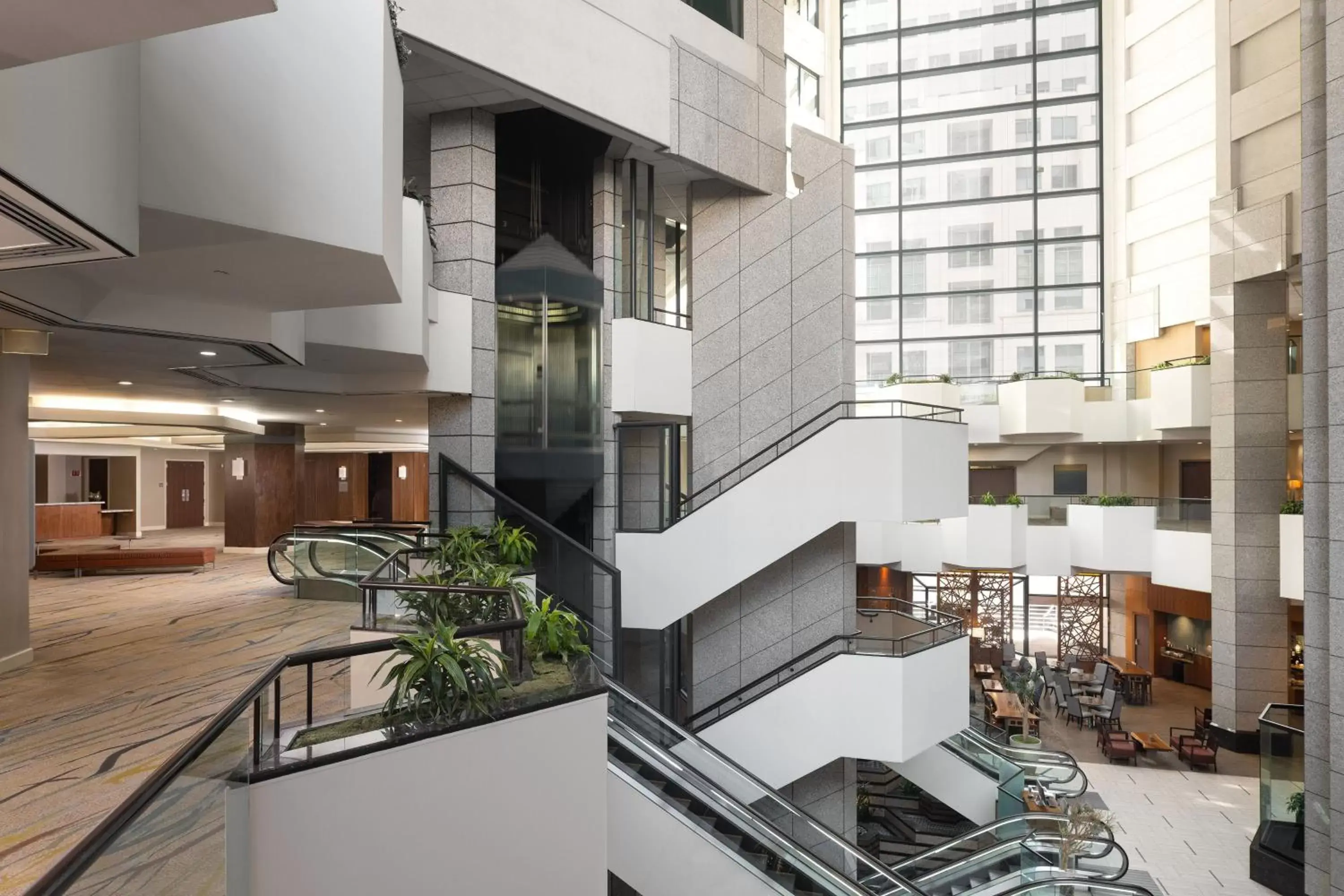 Lobby or reception, Kitchen/Kitchenette in The Westin San Diego Bayview