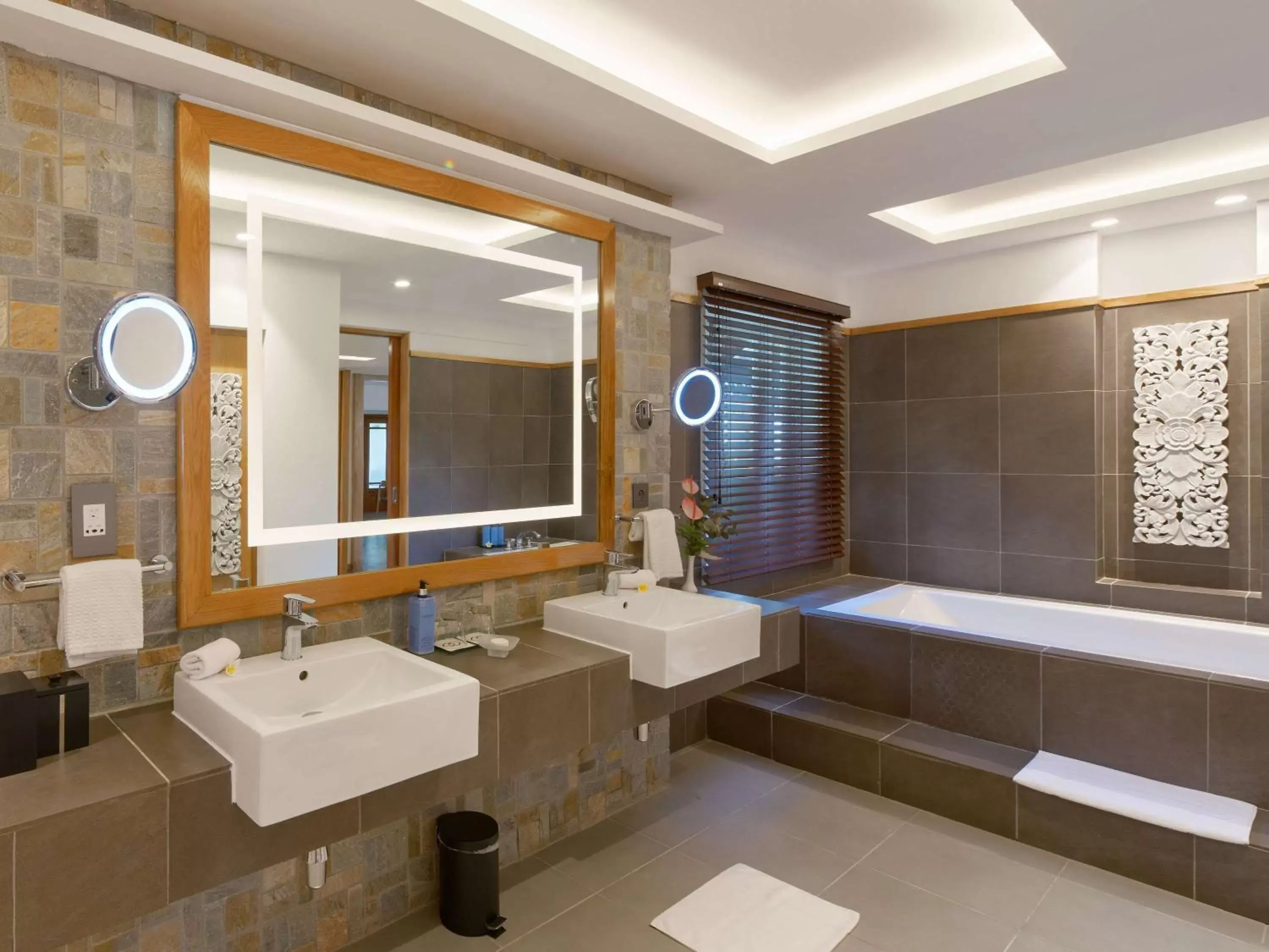 Bathroom in Sofitel Mauritius L'Imperial Resort & Spa