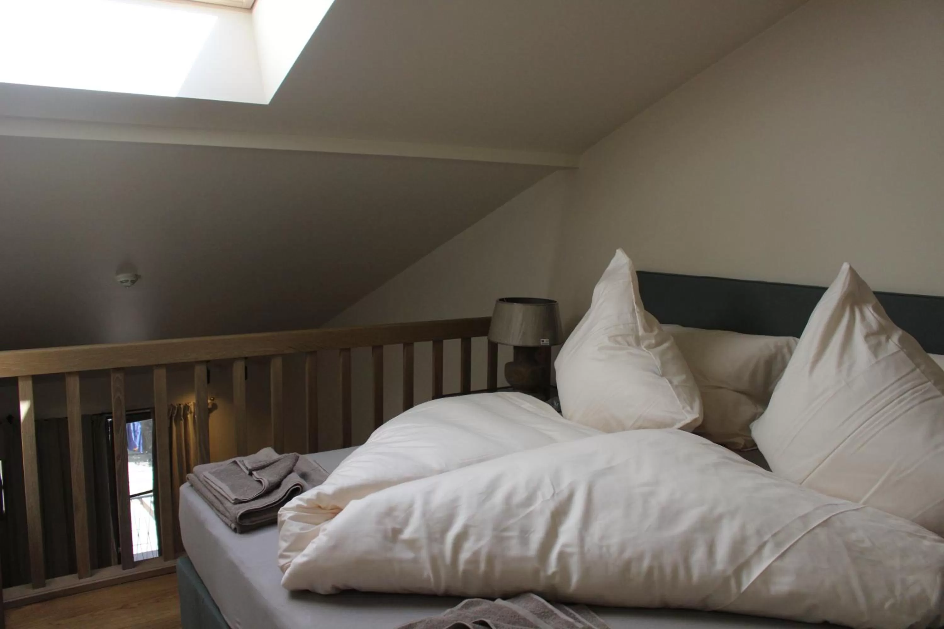 Bed in Augustiner in Meran