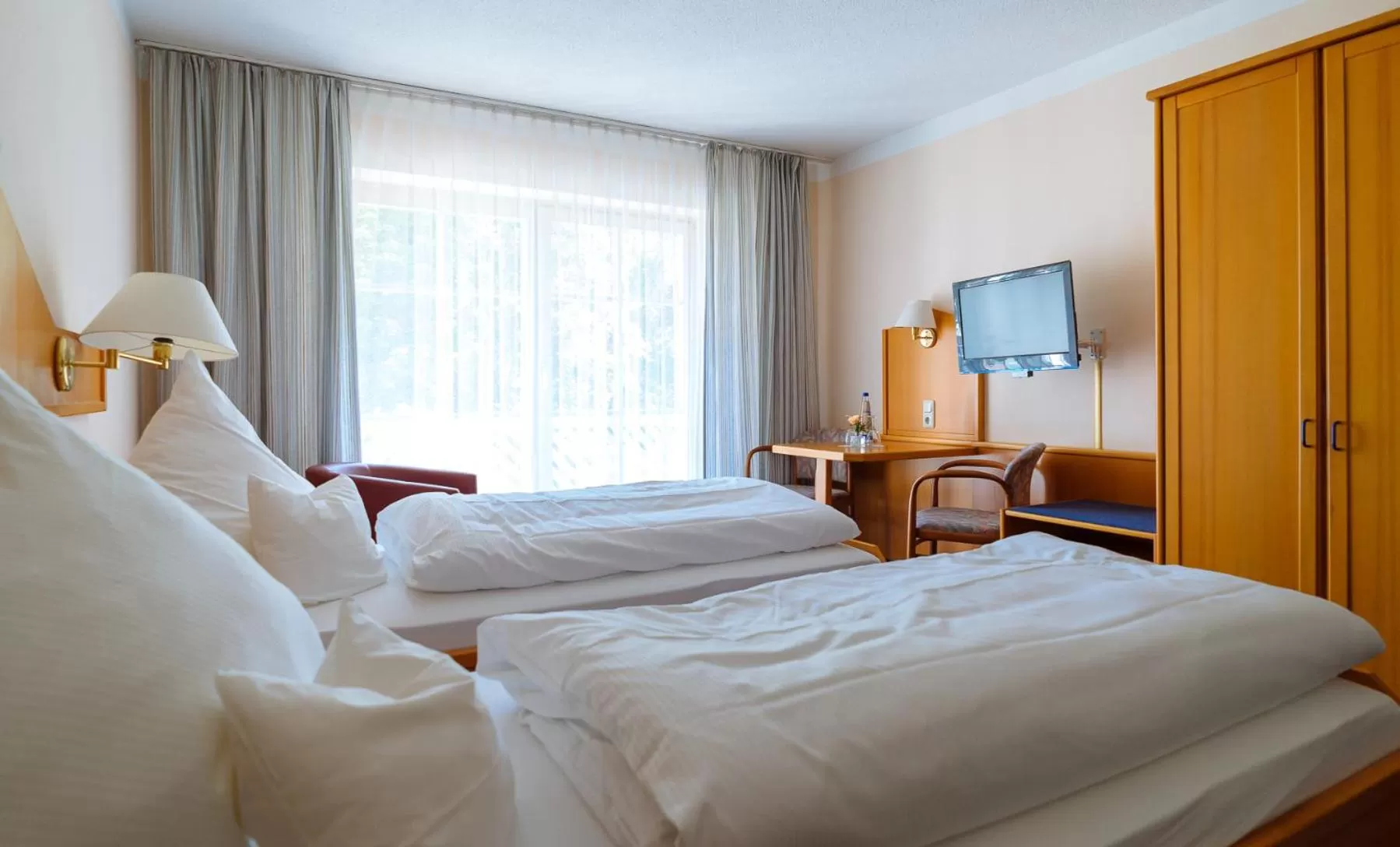 Bed in Hotel Hohenaschau