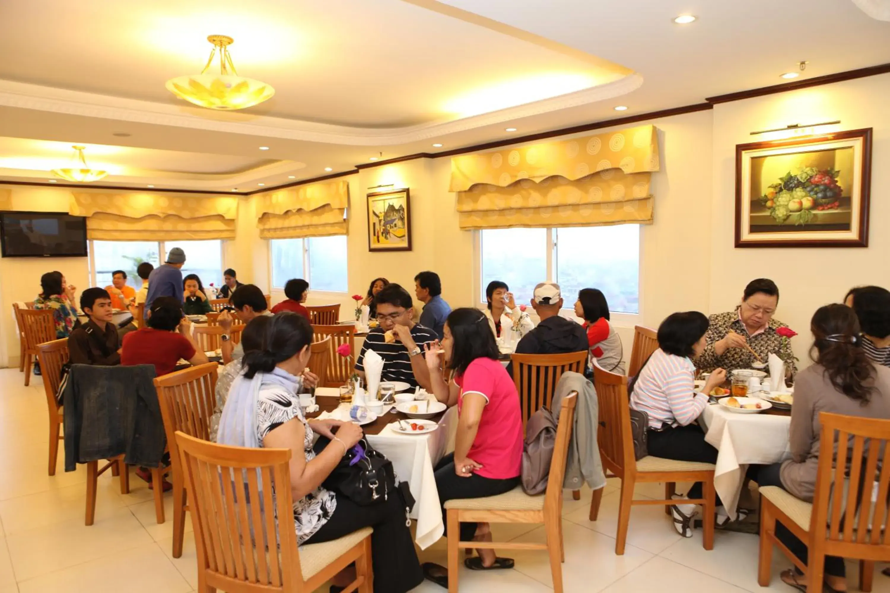 Dining area, Restaurant/Places to Eat in Sunny 3 Hotel