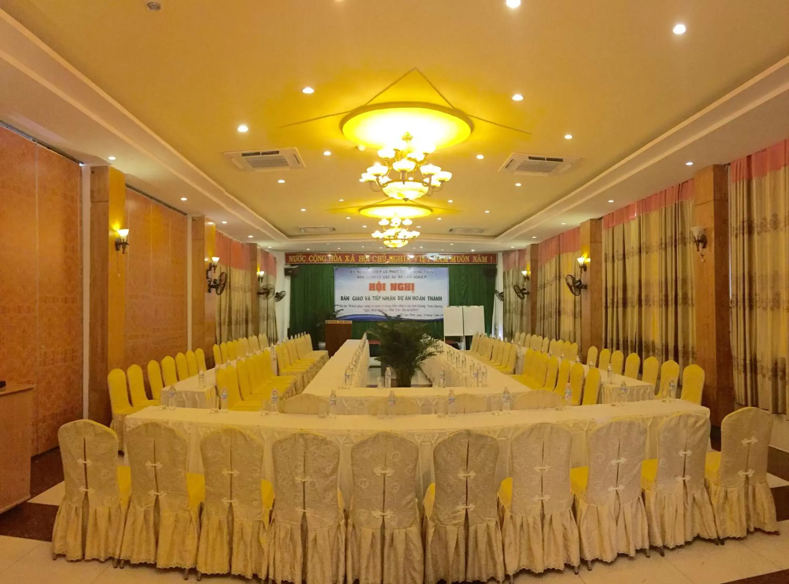 Banquet Facilities in Hoang Yen Hotel