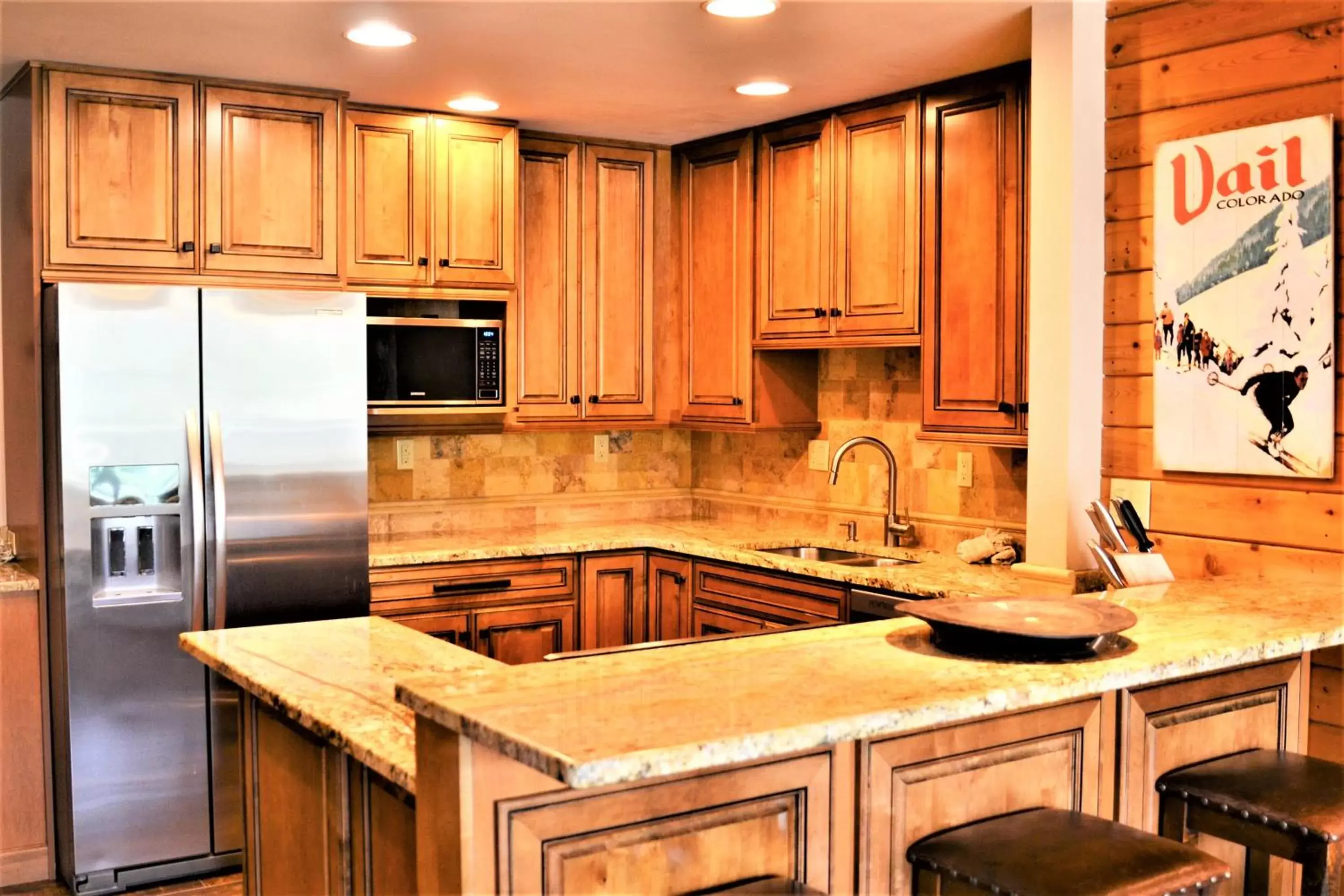 Kitchen or kitchenette, Kitchen/Kitchenette in Simba Run Vail Condominiums