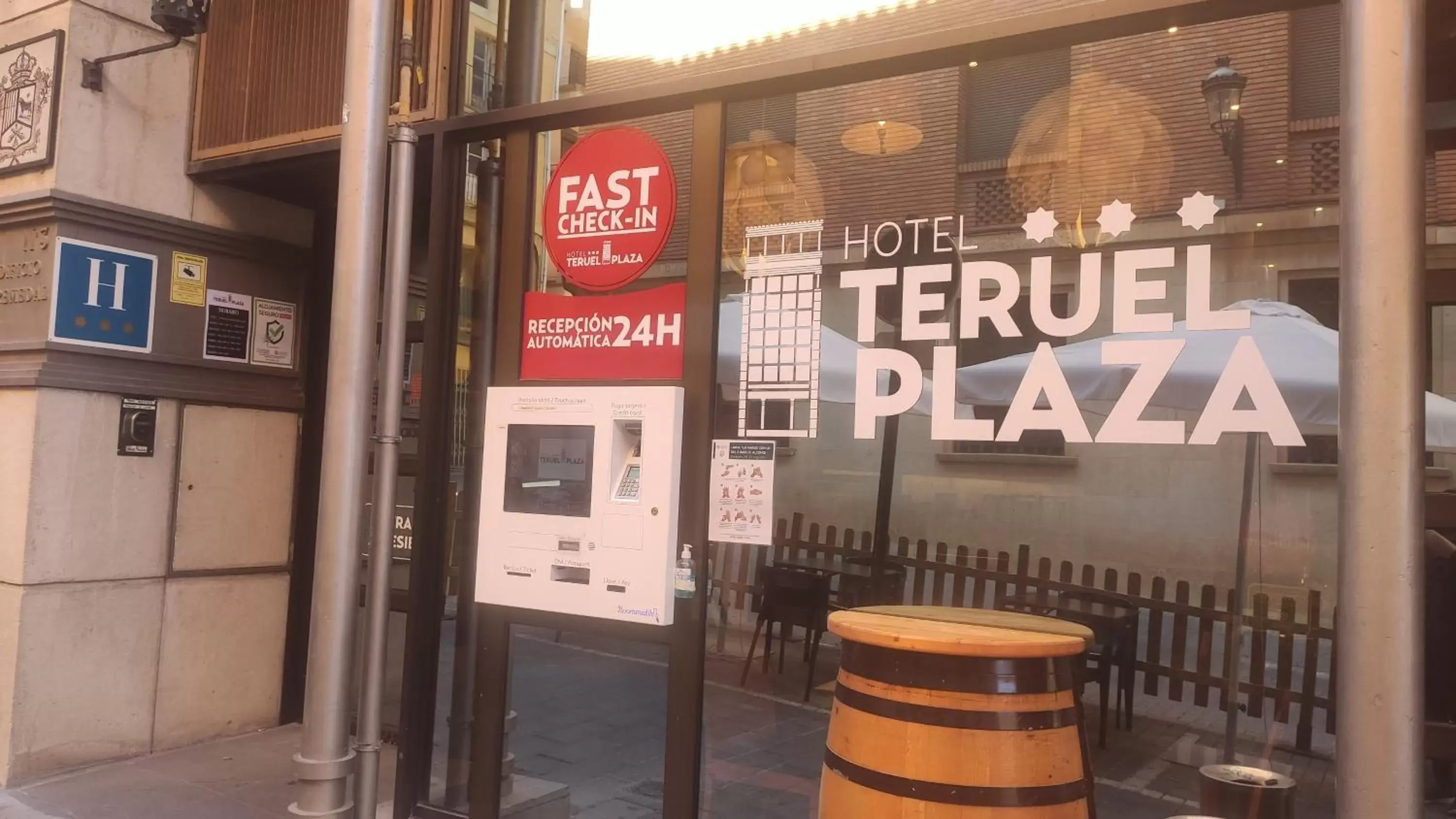 Facade/entrance in Hotel Teruel Plaza