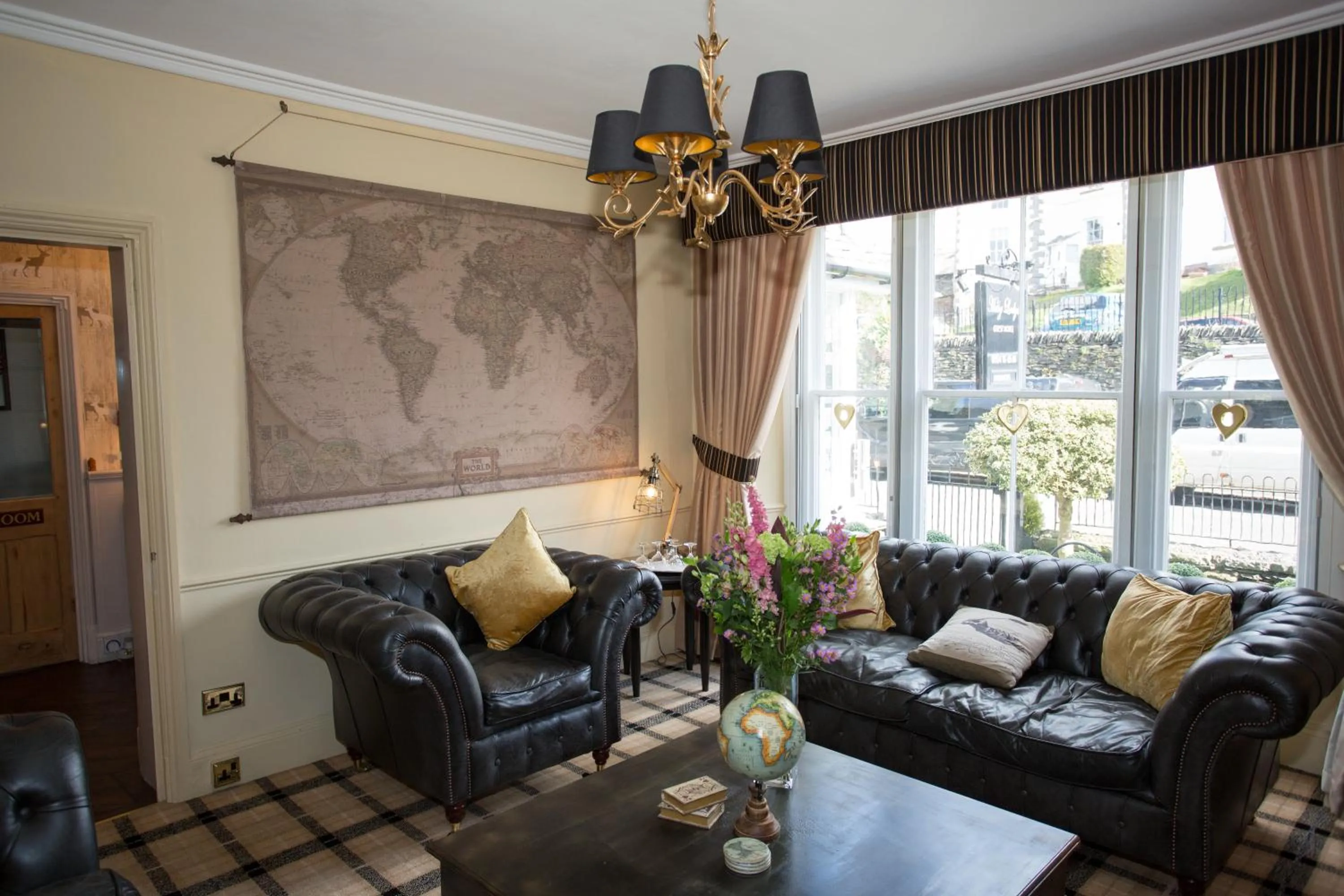 Area and facilities in Holly Lodge Guest House with FREE off site health club