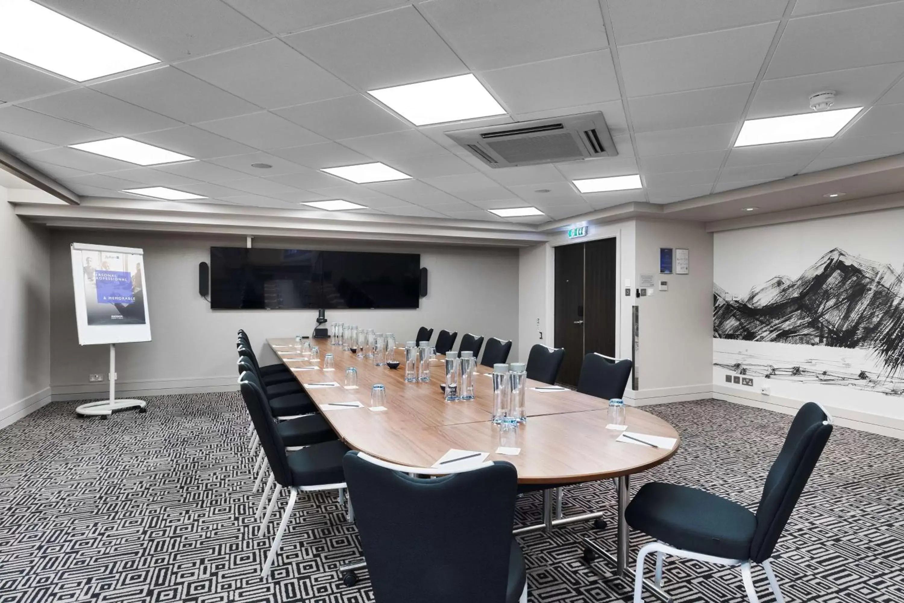 Meeting/conference room in Radisson Blu Hotel, Edinburgh City Centre