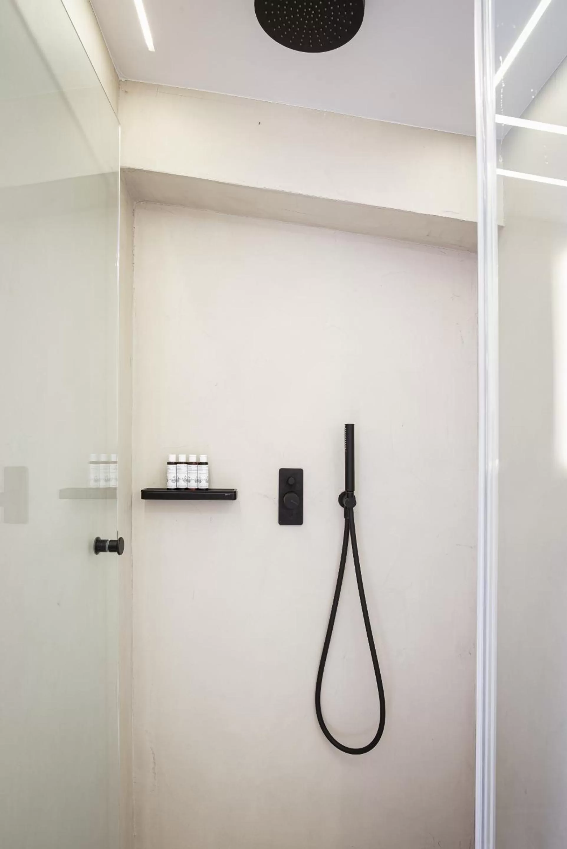 Shower in Saronida Hills