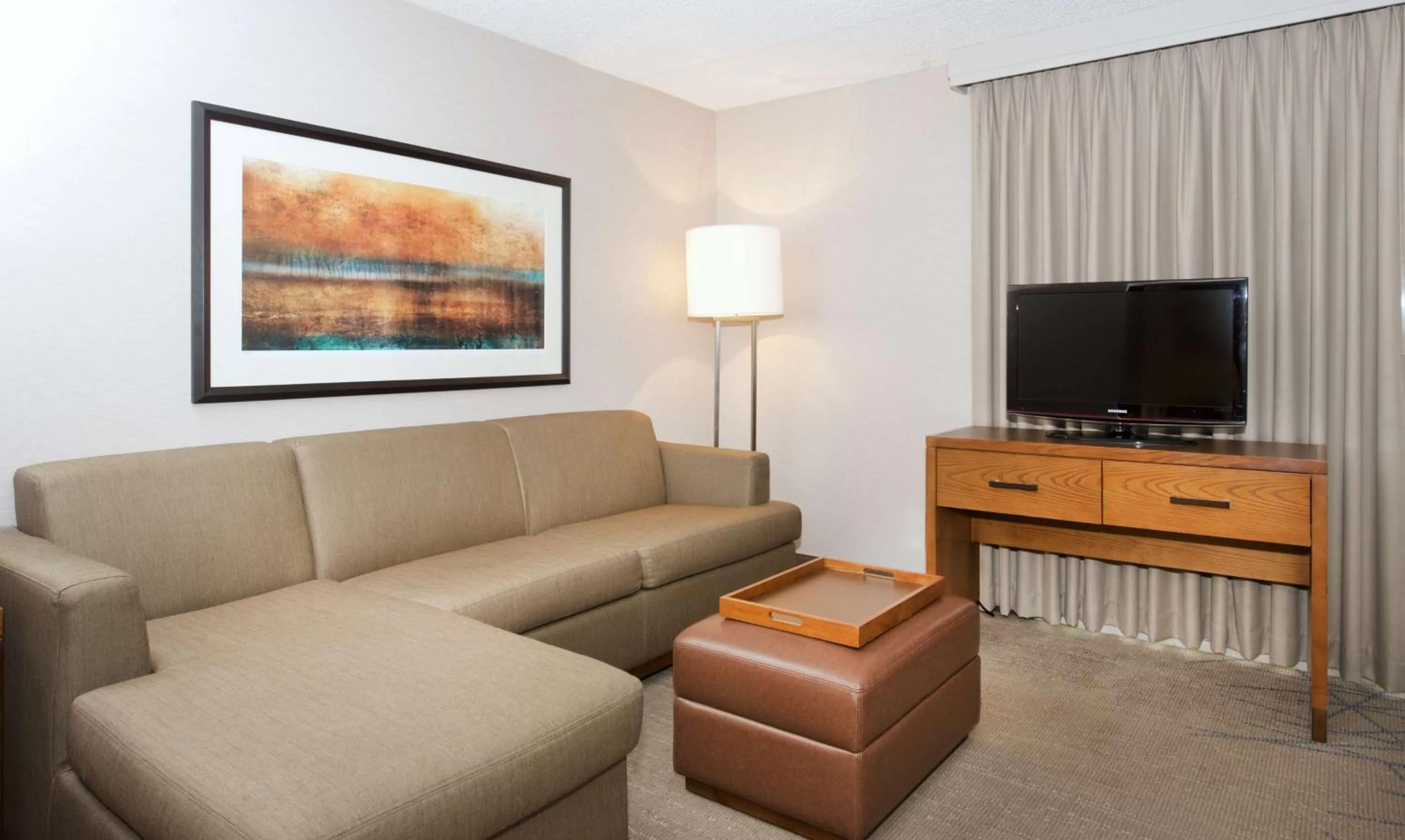 Living room in Embassy Suites by Hilton Colorado Springs