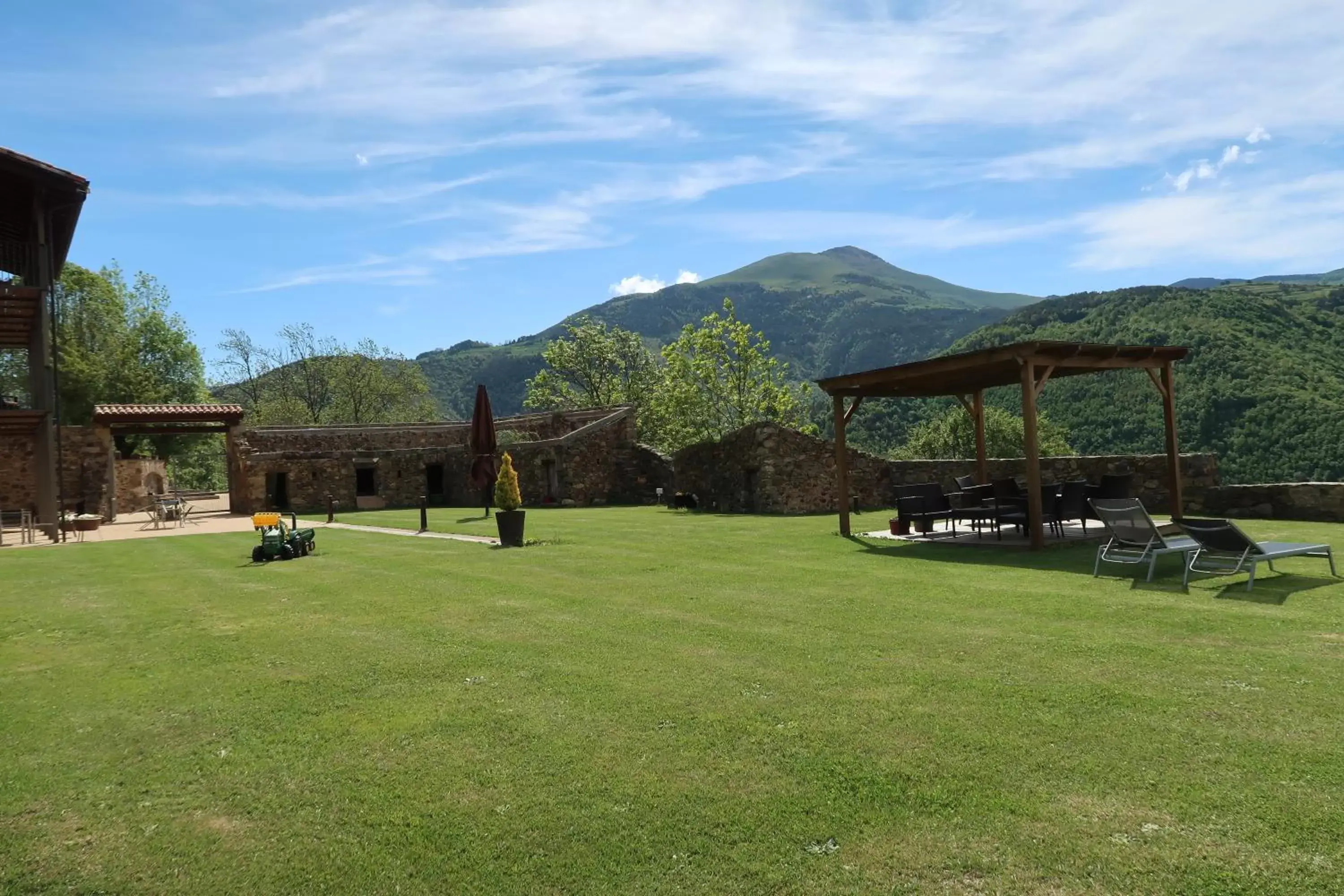 Nearby landmark in La Casassa de Ribes