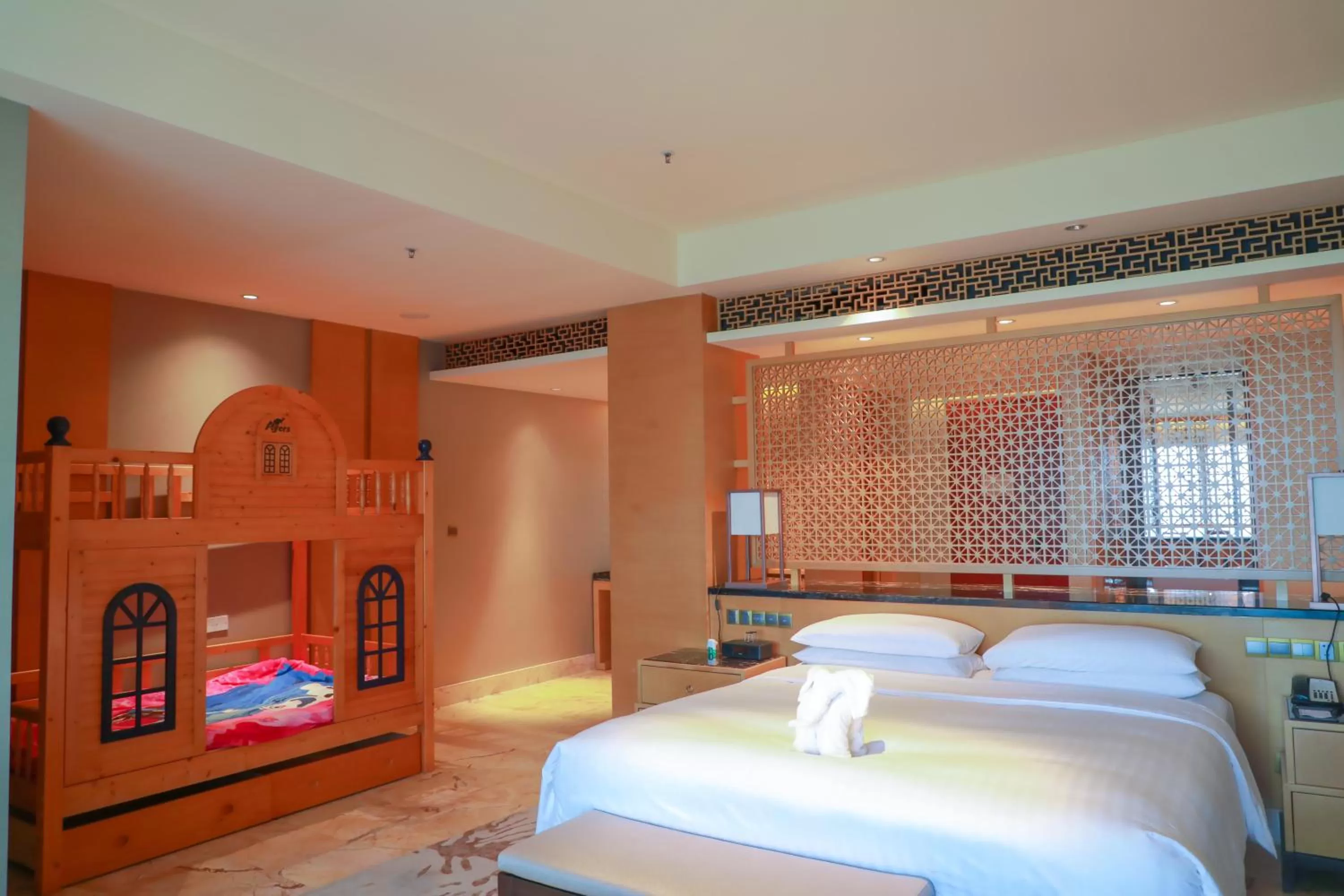 Bed in Haikou Marriott Hotel