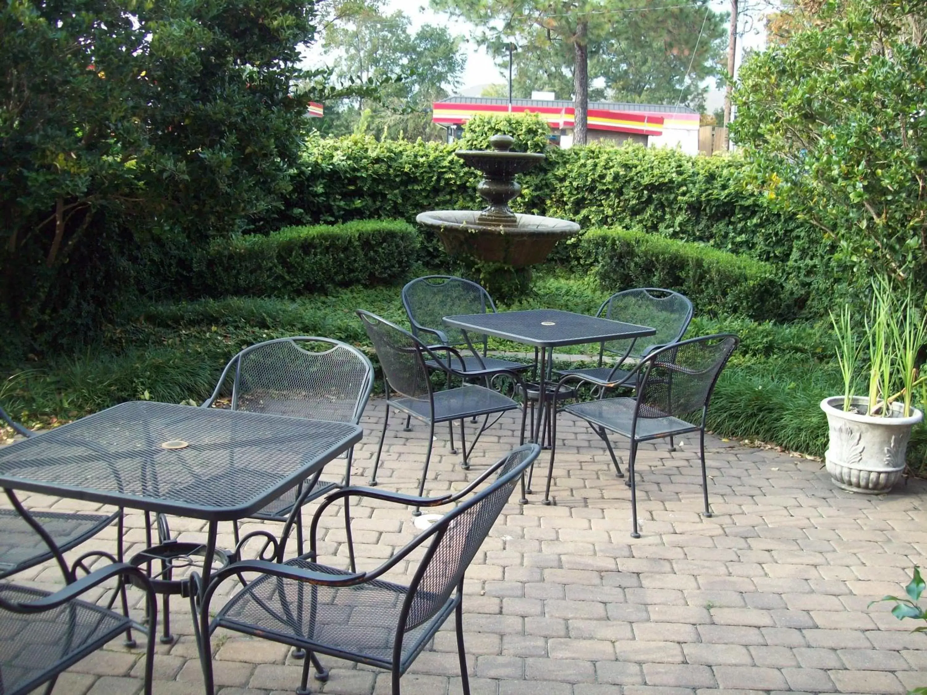 Facade/entrance, Patio/Outdoor Area in Inn at Mulberry Grove