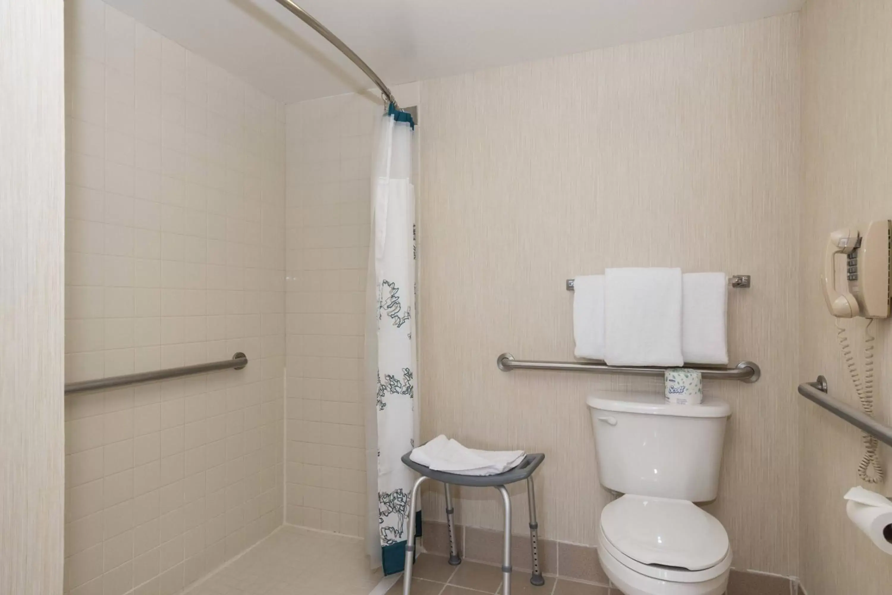 Bathroom in Residence Inn by Marriott Lake Norman