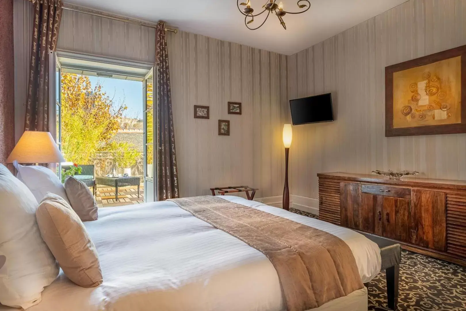 Bedroom in Le Pavillon des Lys - Hôtel Particulier