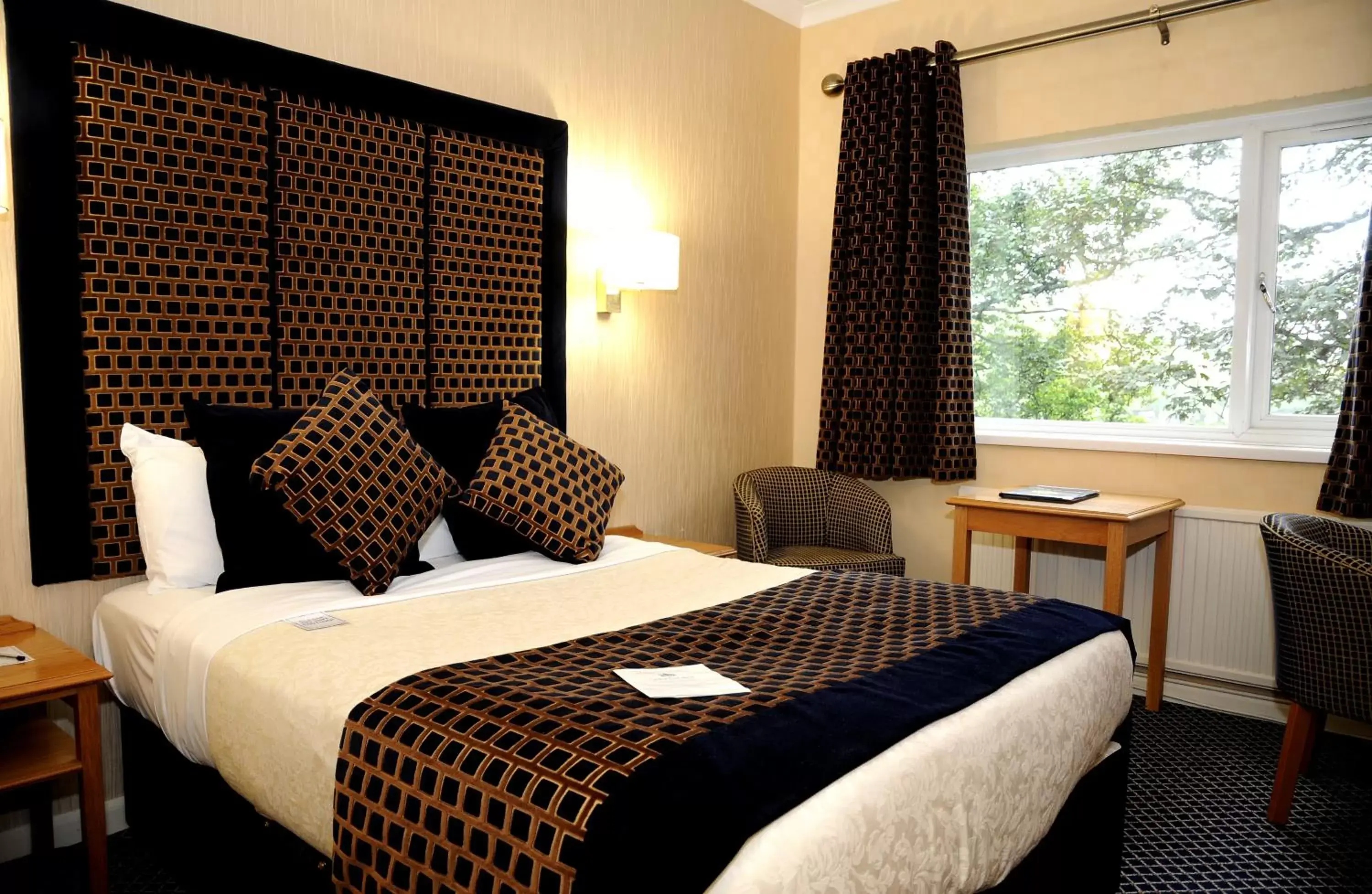 Bedroom, Bed in Carlton Park Hotel Rotherham
