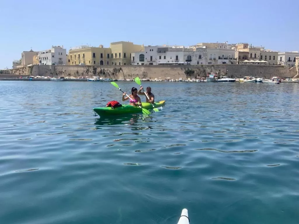 Activities, Canoeing in Palazzo Gallo Resort